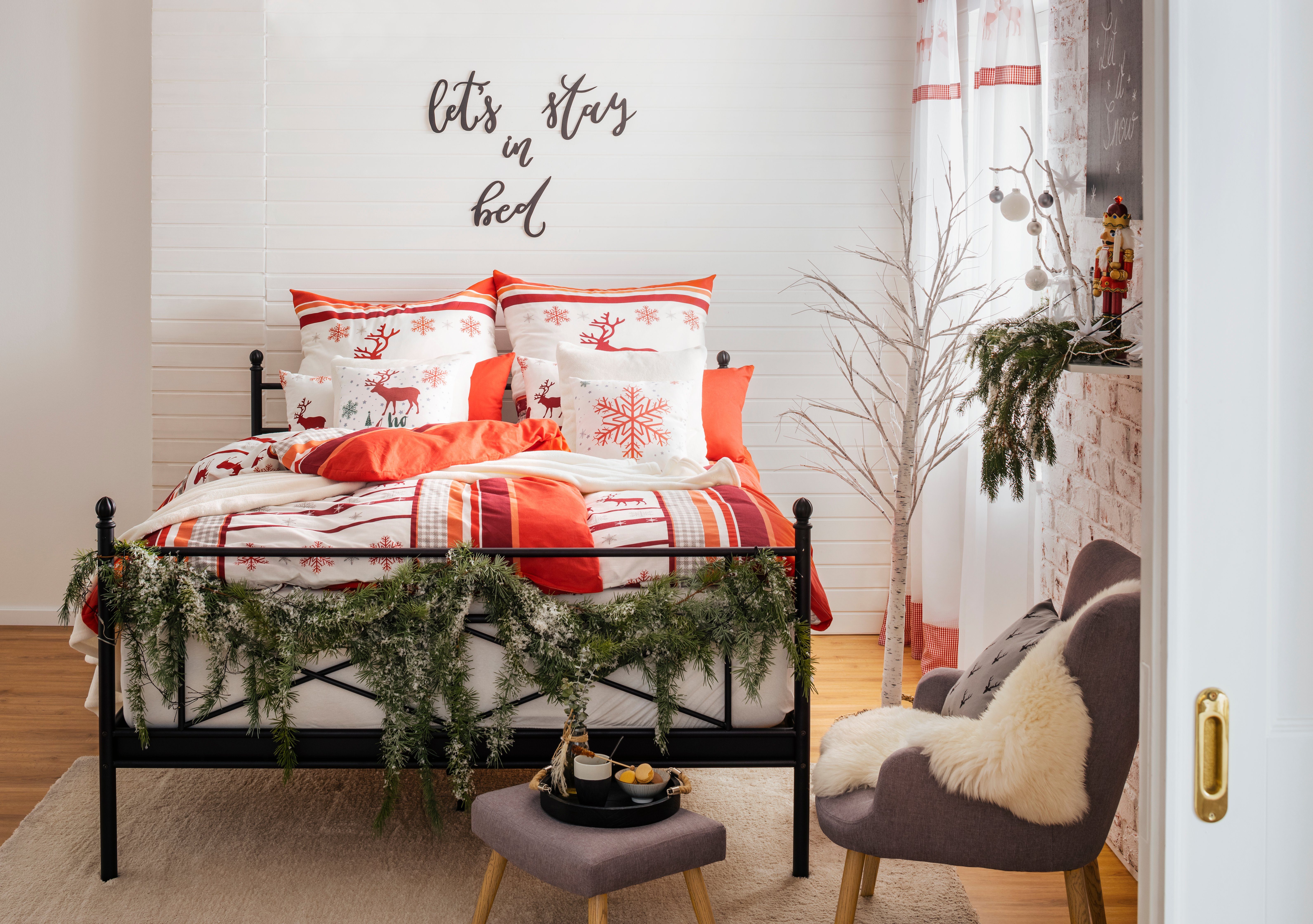 Winterliche Kunstpflanze Hermine, Weihnachtsdeko, Weihnachtsgirlande Zeder, günstig online kaufen