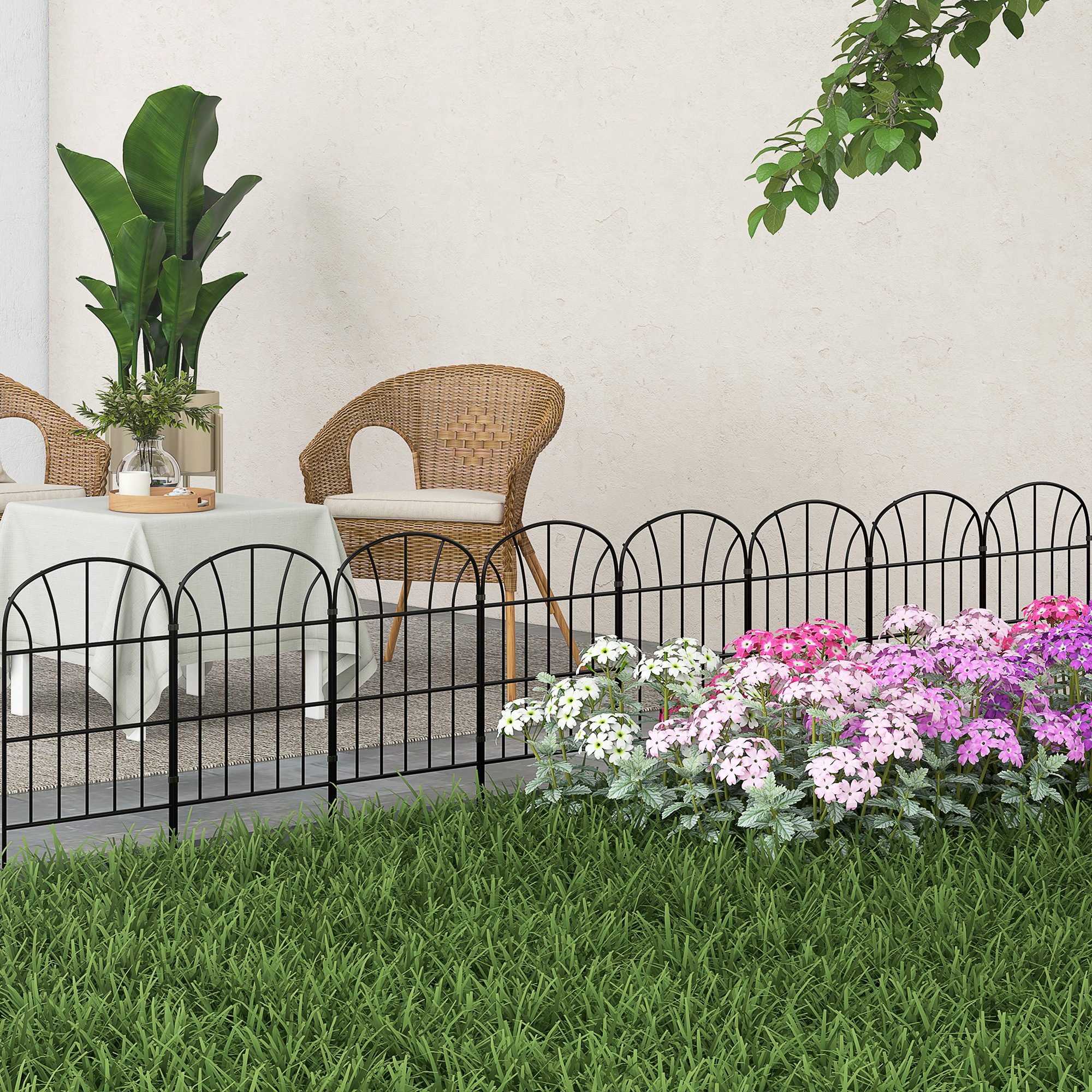 Outsunny Gartenzaun 264 x 61 cm Teichzaun, 8er Set Dekorative Zaun mit Fuß, (Metallzaun, 8-St., Steckzaun), für Balkon, Terrasse, Schwarz