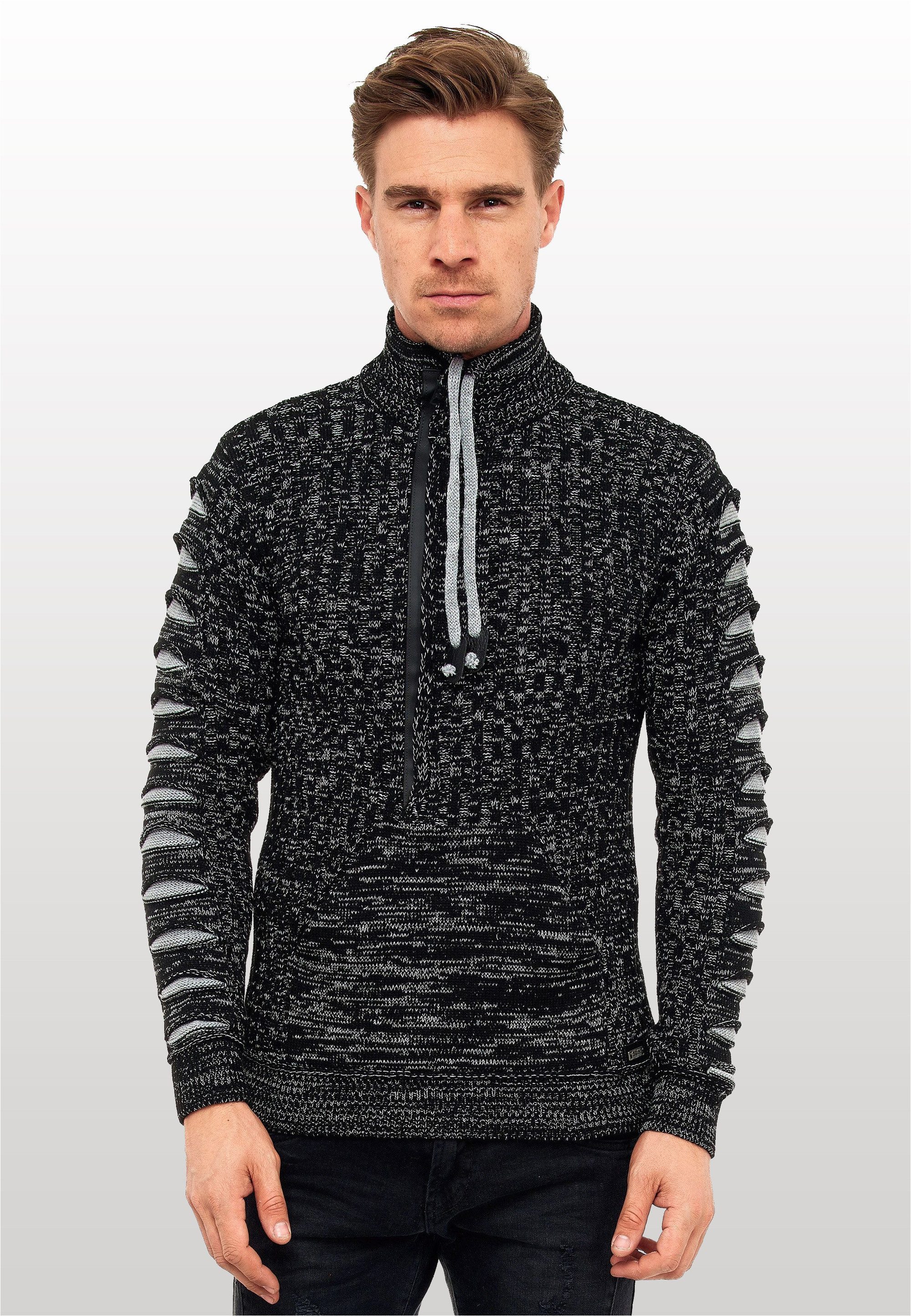 Rusty Neal Strickpullover mit stylischem Ausschnitt