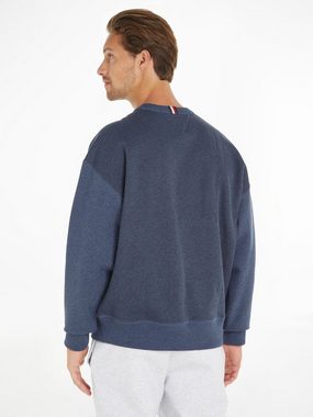 Tommy Hilfiger Sweatshirt SMALL CREST CREWNECK mit Logo-Stickerei auf der Brust