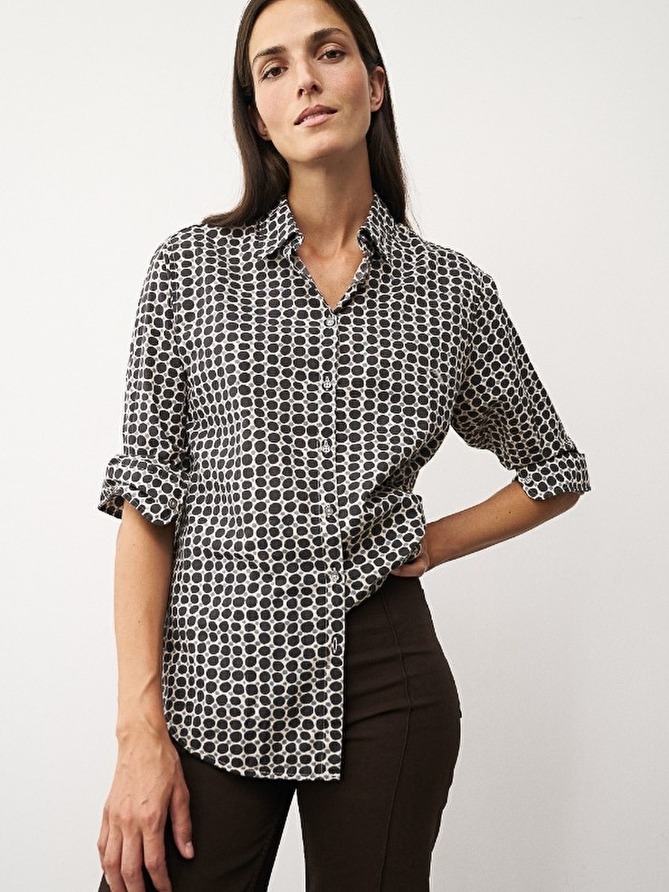 0039 Italy Klassische Bluse