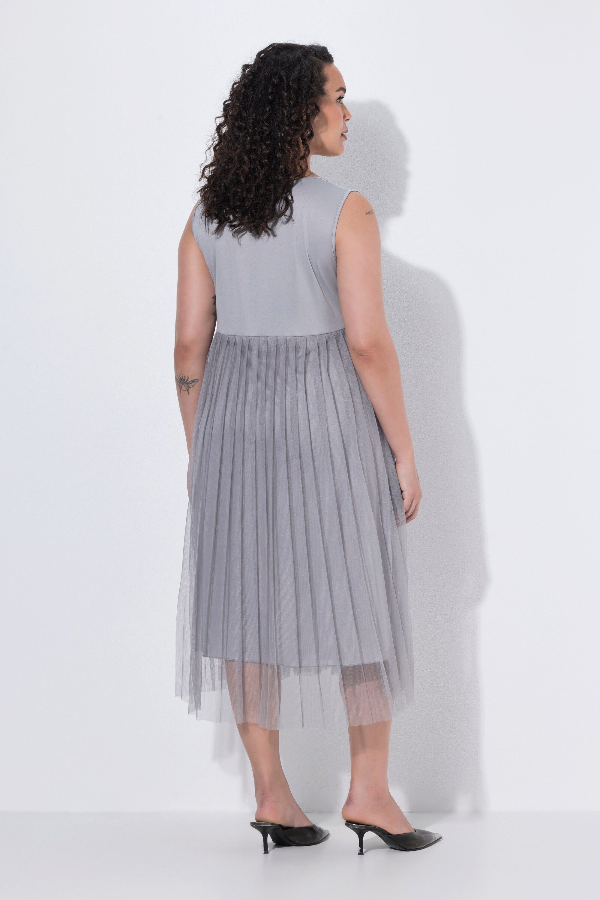 Ulla Popken Midikleid Midikleid Plisseerock A-Linie Rundhalsausschnnitt – Bild 3 von 4