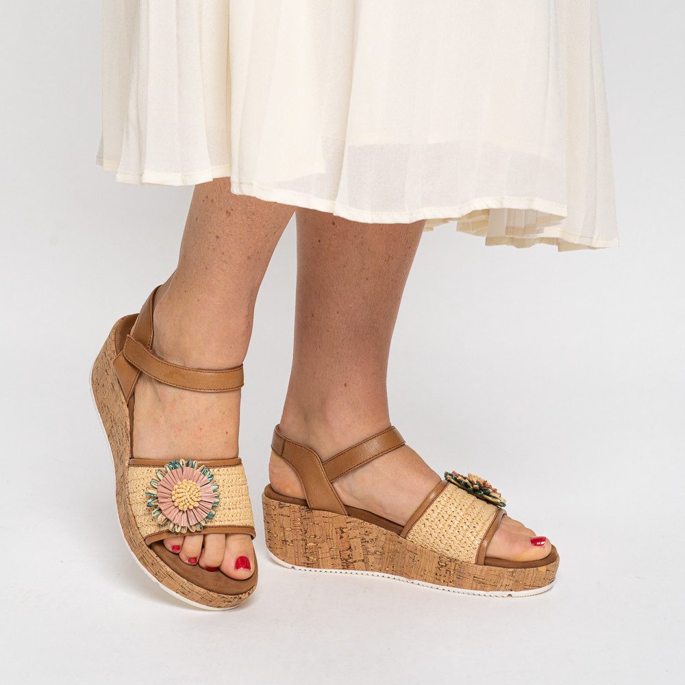 Ara RIMINI Keilsandalette Plateau, Riemchensandale, Sommerschuh mit schöner Blüte, G-Weite