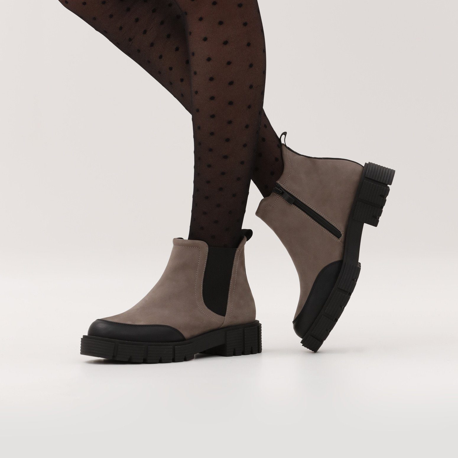 Profilsohle Chelseaboots Caprice stein mit modischer