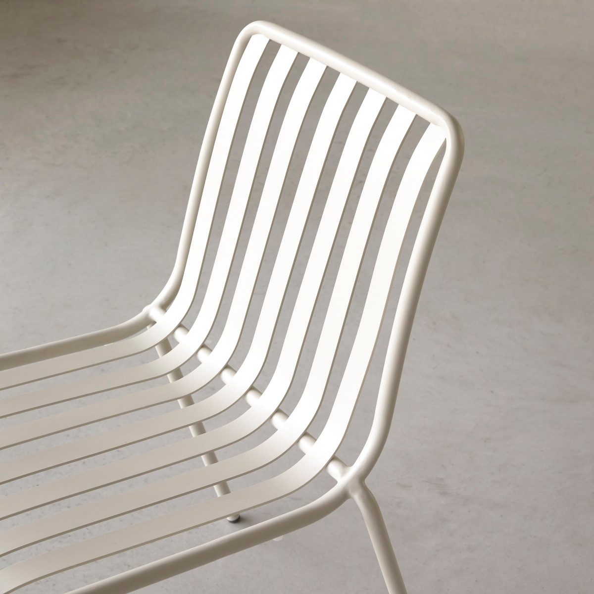 Tikamoon Esszimmerstuhl Stuhl Cream aus Metall