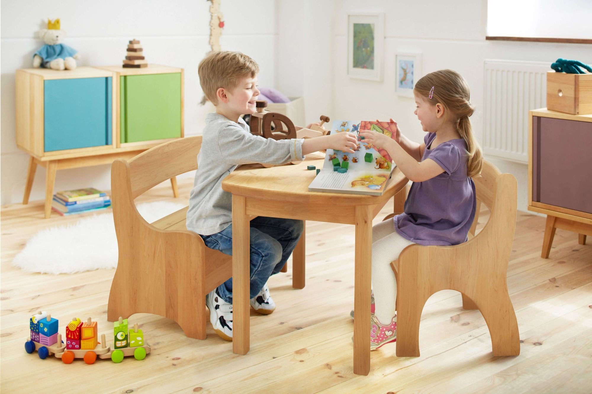 Stuhl, 30 Levin, Tisch, - Sitzhöhe cm und Das Kinderzimmer BioKinder Kindersitzgruppe gesunde Sitzbank