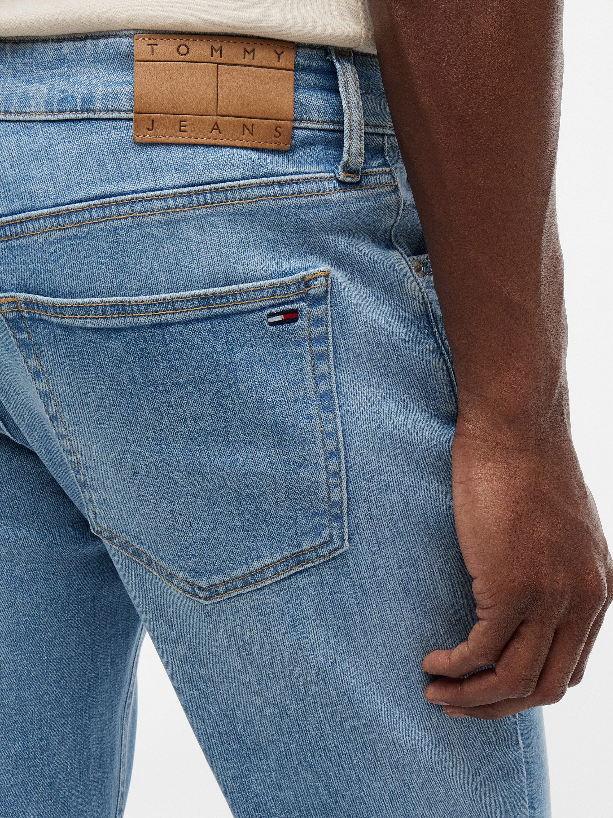 Tommy Jeans Slim-fit-Jeans SCANTON SLIM CJ0218 Slim fit mit praktischen Taschen