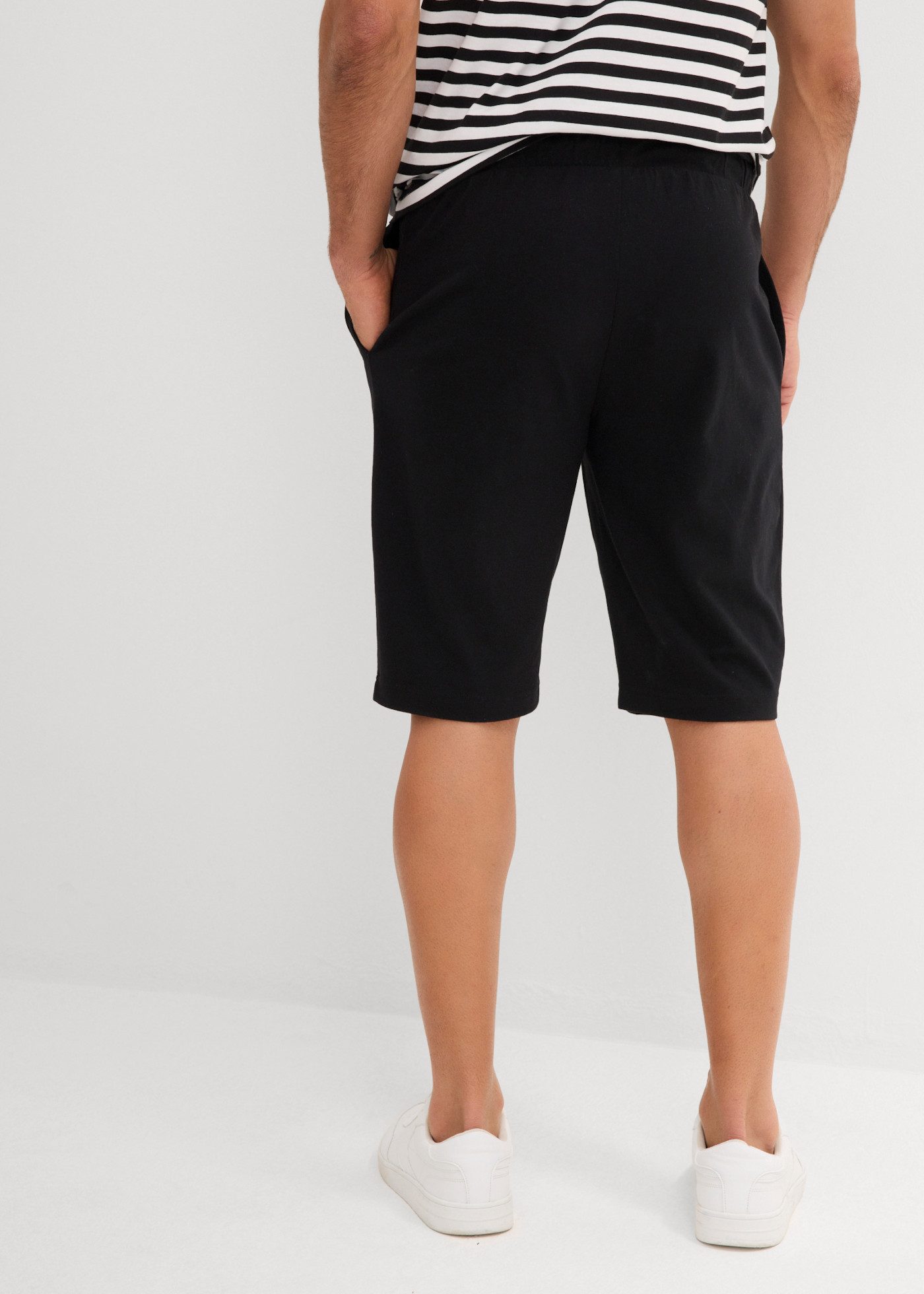 bonprix Shorts (Packung, 2-tlg., 2er) aus Baumwolle und Polyester, Regular Fit, leichte Qualität