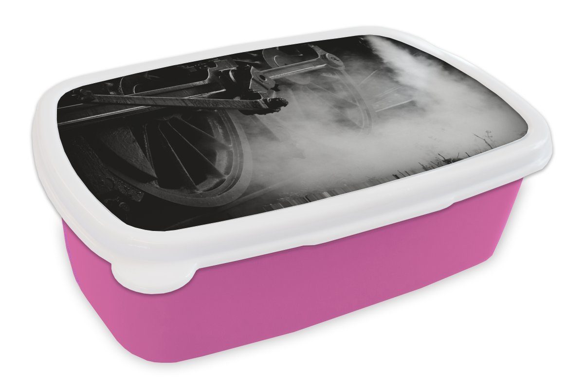 MuchoWow Lunchbox Schwarz-Weiß-Fotografie eines Dampfzuges, Kunststoff, (2-tlg), Brotbox für Erwachsene, Brotdose Kinder, Snackbox, Mädchen, Kunststoff rosa