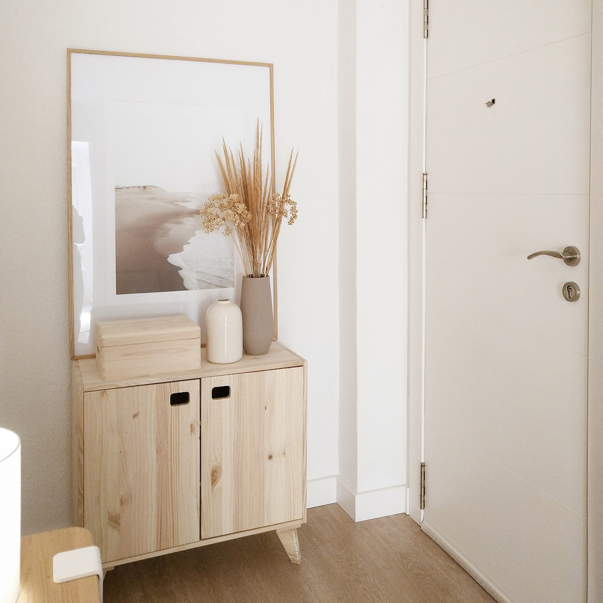 Astigarraga Kit Line Kommode Dinamic Regal-Set "Kommode", Schränkchen mit zwei Türen (Schrankmodul mit Füßen), Unbehandeltes Vollholz aus europäischem Anbau