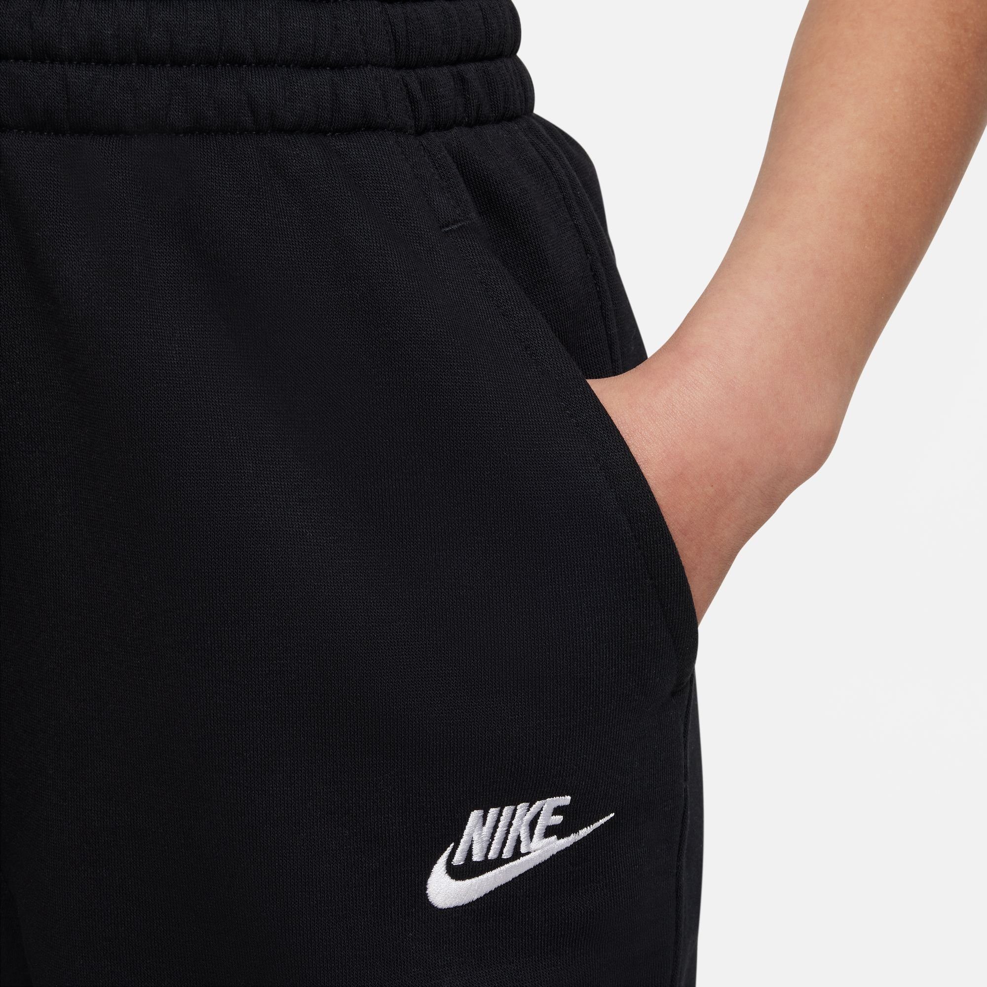 Nike Sportswear Jogginghose HIGH-WAISTED KIDS' PANTS CLUB (GIRLS) BLACK/BLACK/WHITE FLEECE FITTED BIG