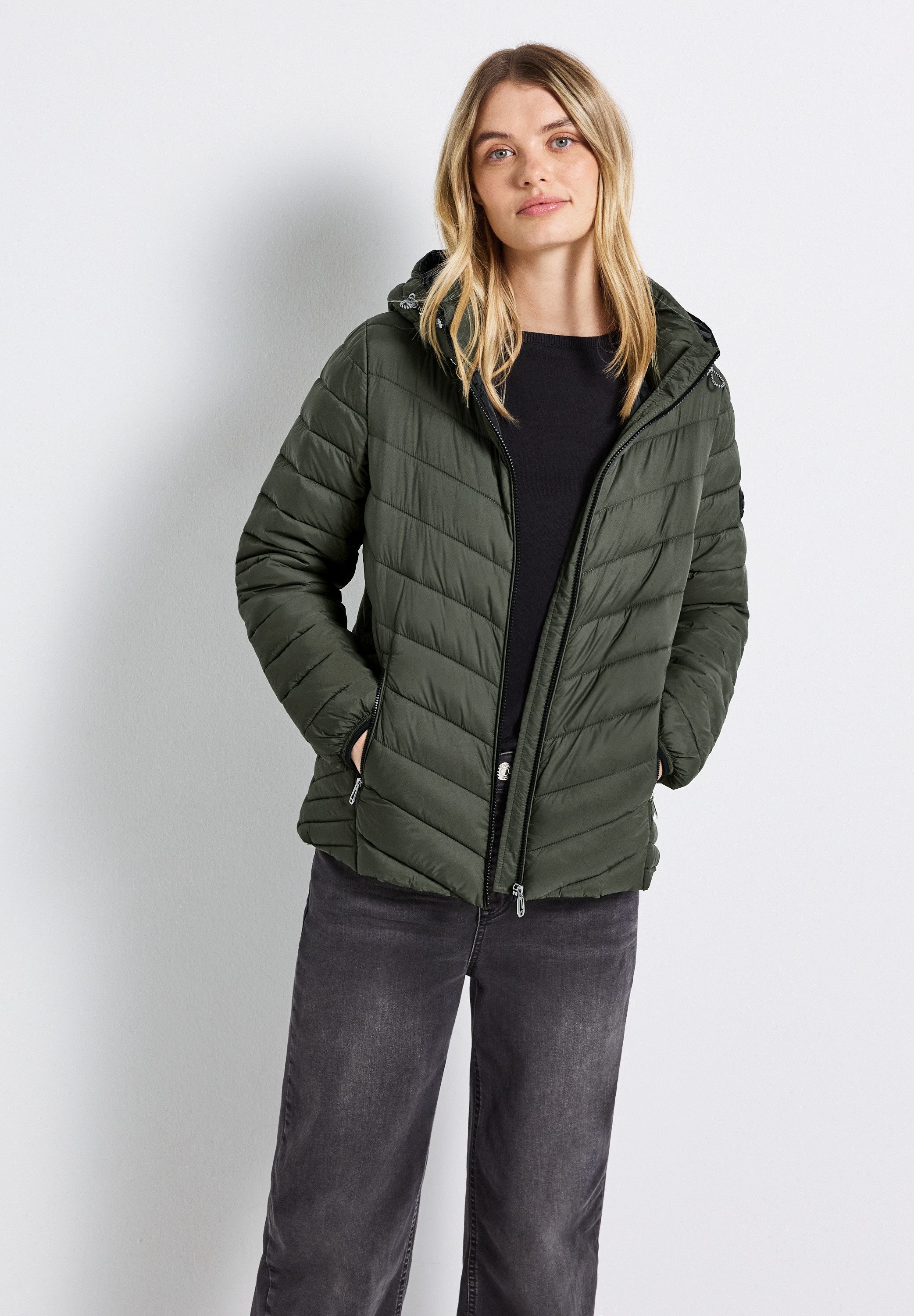 STREET ONE Steppjacke mit Kapuze mit günstig online kaufen