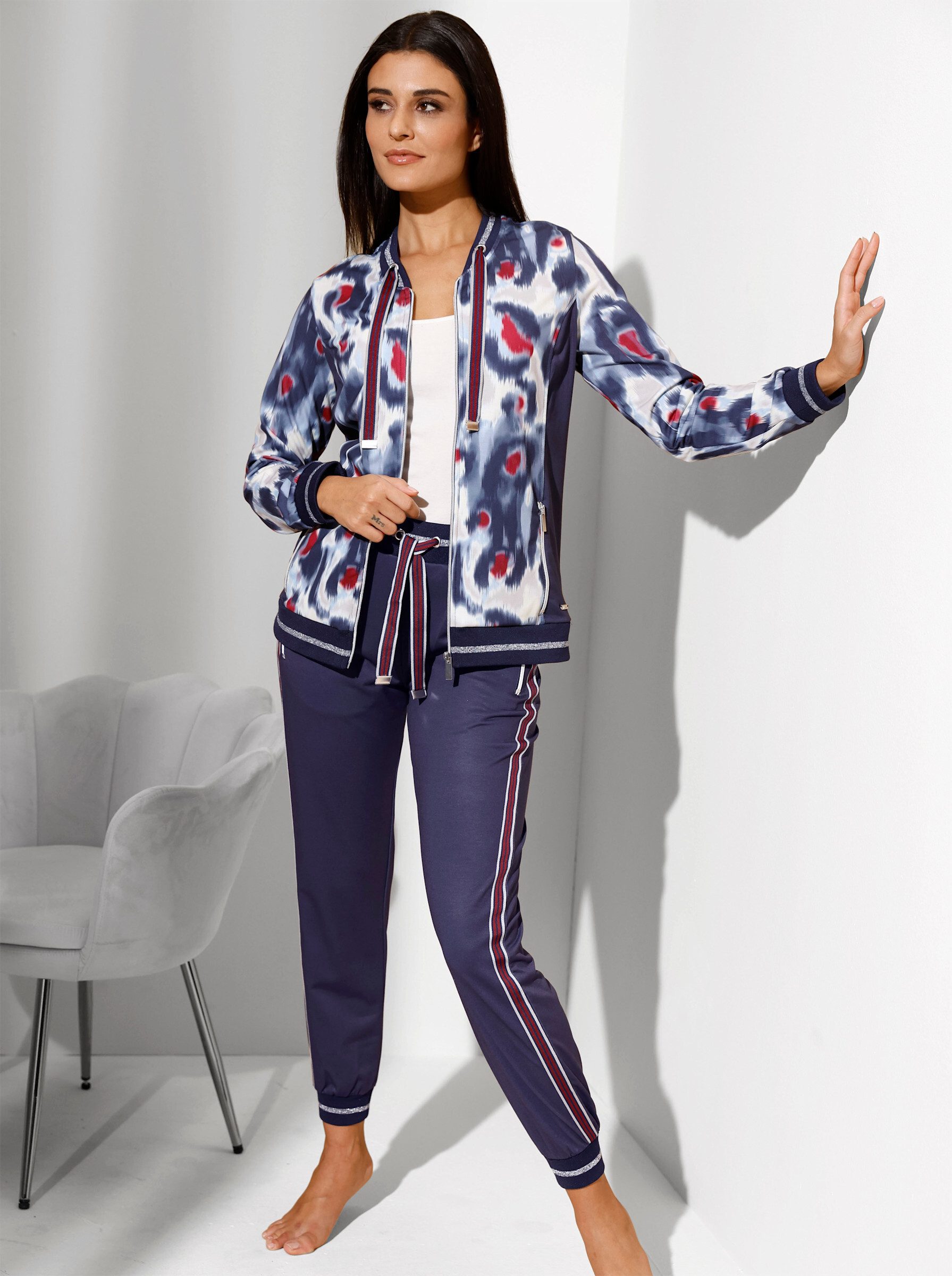 creation L Trainingsjacke Jacke Langarm