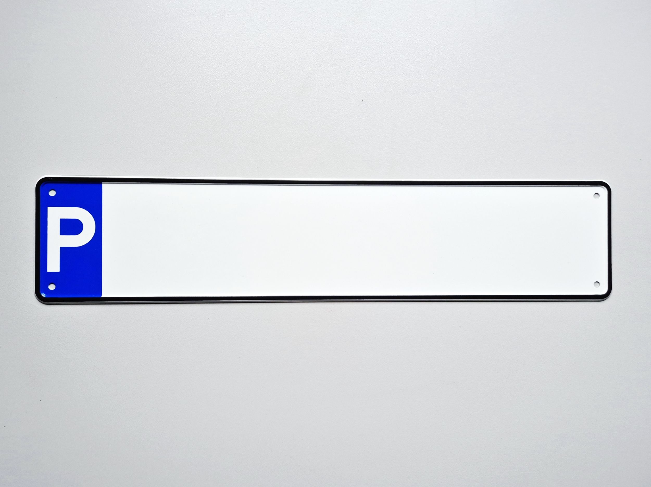 Hermann Schütz Hinweisschild Parkplatz Reservierungsschild neutral 110x520 mm Alu, (1 St)