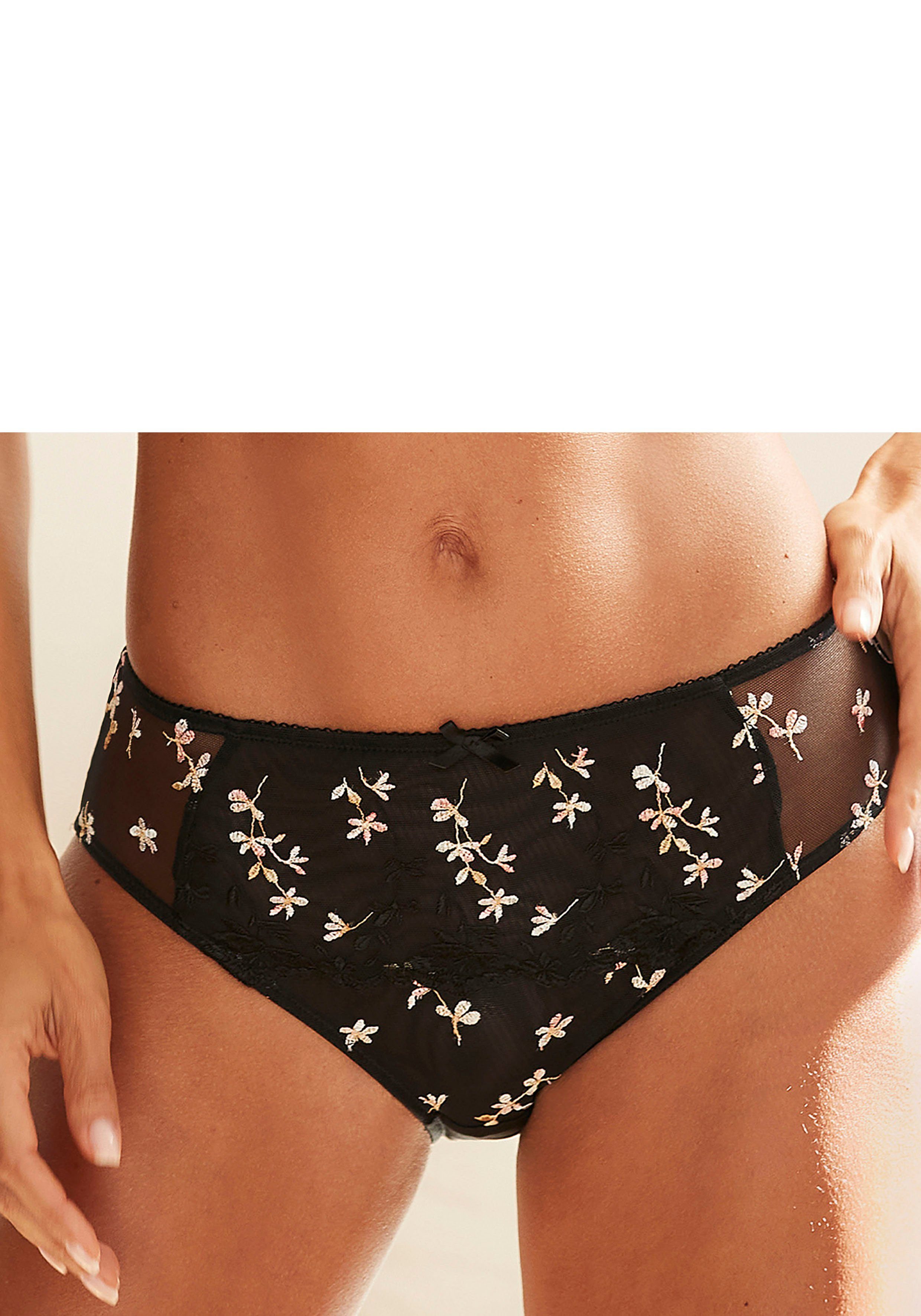 Nuance by Lascana Slip als Dessous-Set kombinierbar mit Spitze in blumiger Optik, sexy Dessous, große Größen. € 22,99