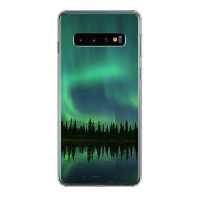 MuchoWow Handyhülle Nordlicht - Bäume - Wasser - Alaska, Phone Case, Handyhülle Samsung Galaxy S10, Silikon, Schutzhülle