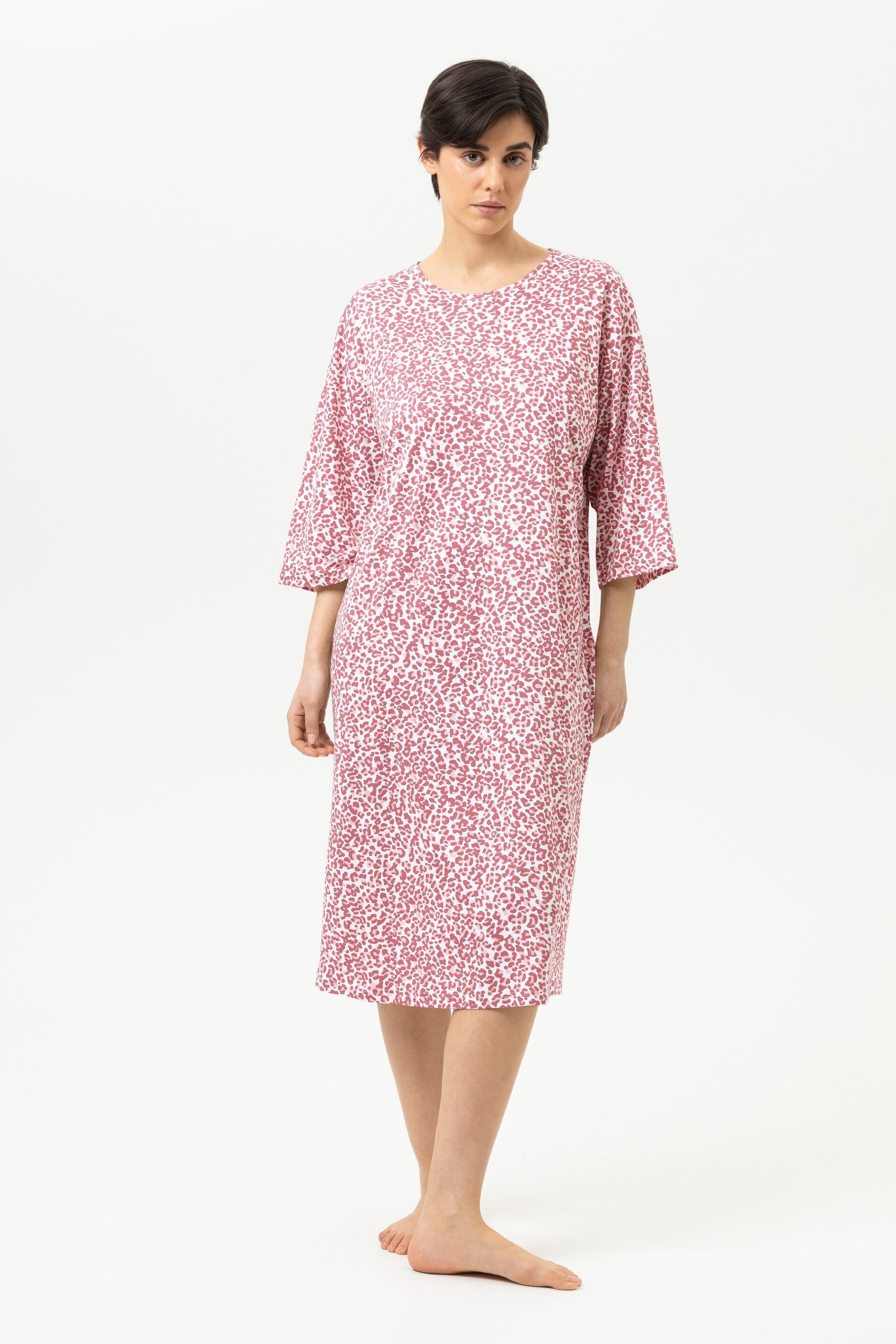 Mey Nachthemd Mey Damen Nachthemd 3/4 Arm Serie Sleepy Leo (1-tlg) Feminines Nachthemd, Gemustert, Interlock, Baumwolle