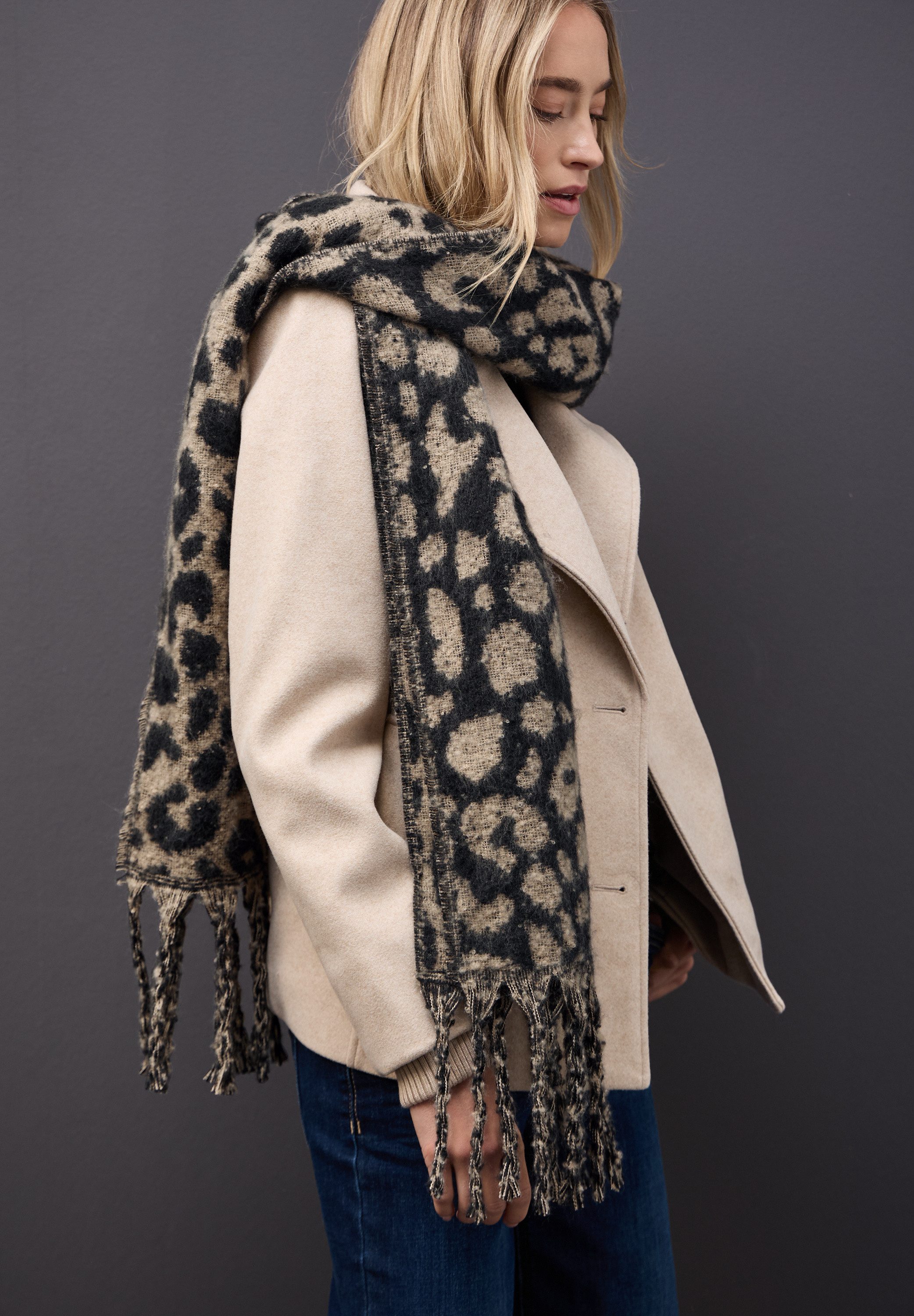 STREET ONE Schal, mit Leo-Muster günstig online kaufen