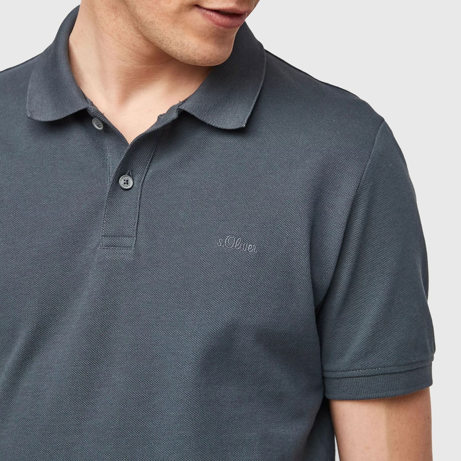 s.Oliver Poloshirt Basic (1-tlg) Piqué, Kragen, Knöpfe, Logo-Stickerei