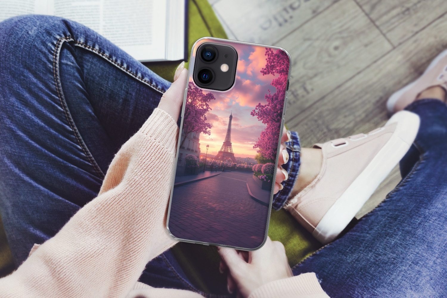 MuchoWow Handyhülle für Apple iPhone 12 Eiffelturm - Paris - Rosa, Smartphone-Bumper, Print, Handy Schutzhülle Dünn
