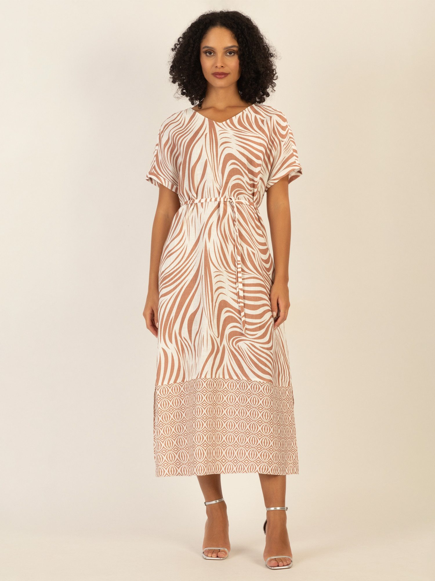 mint & mia Maxikleid mit V-Ausschnitt günstig online kaufen