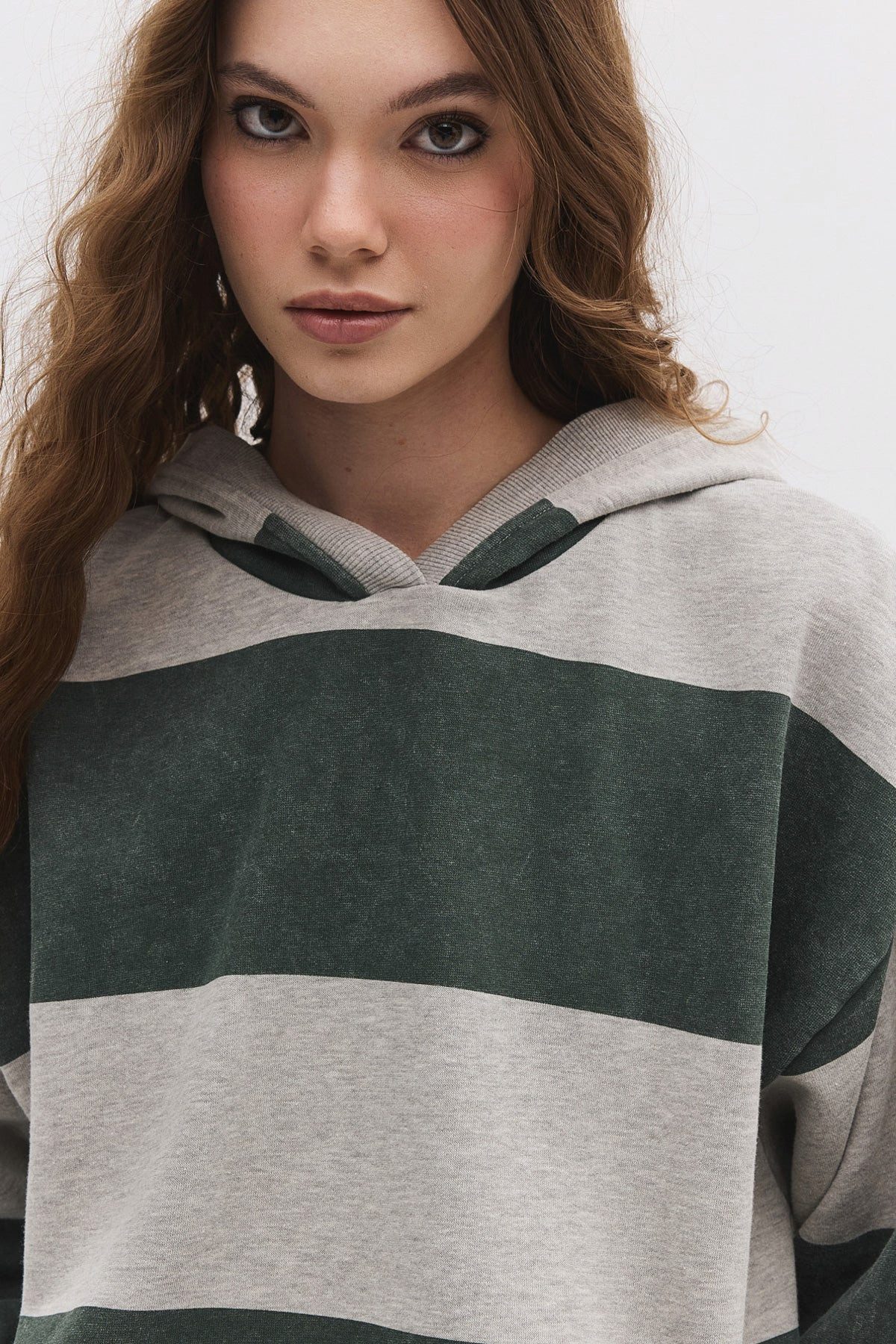No Matter What Kapuzensweatshirt Gestreifter Kapuzenpullover – Bild 2 von 5