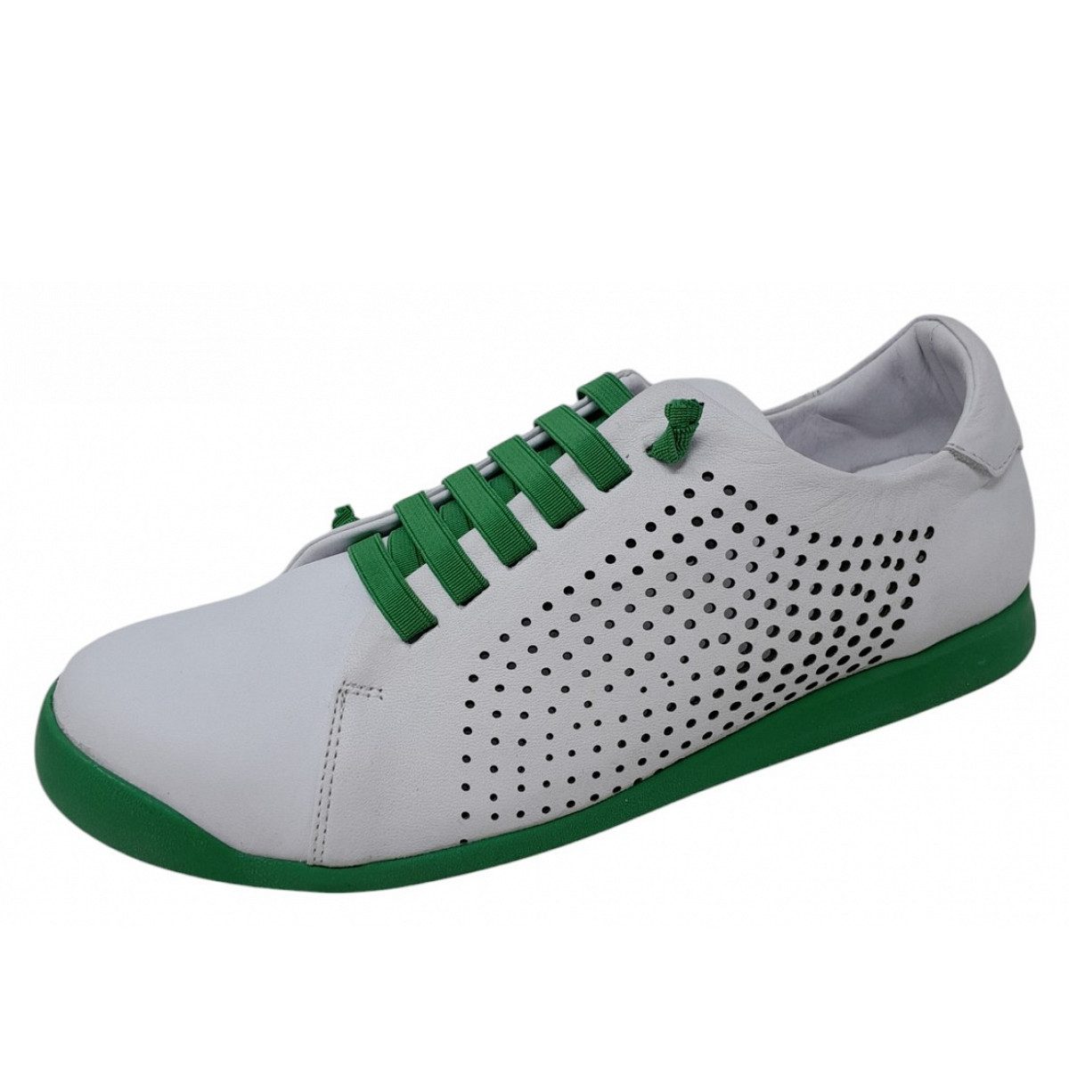 COSMOS Comfort Sneaker