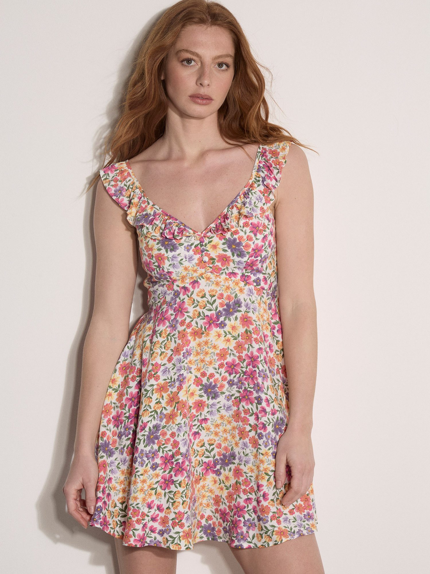 Apricot Minikleid Vintage Mini-Kleid mit Blumenmuster und Rüschen
