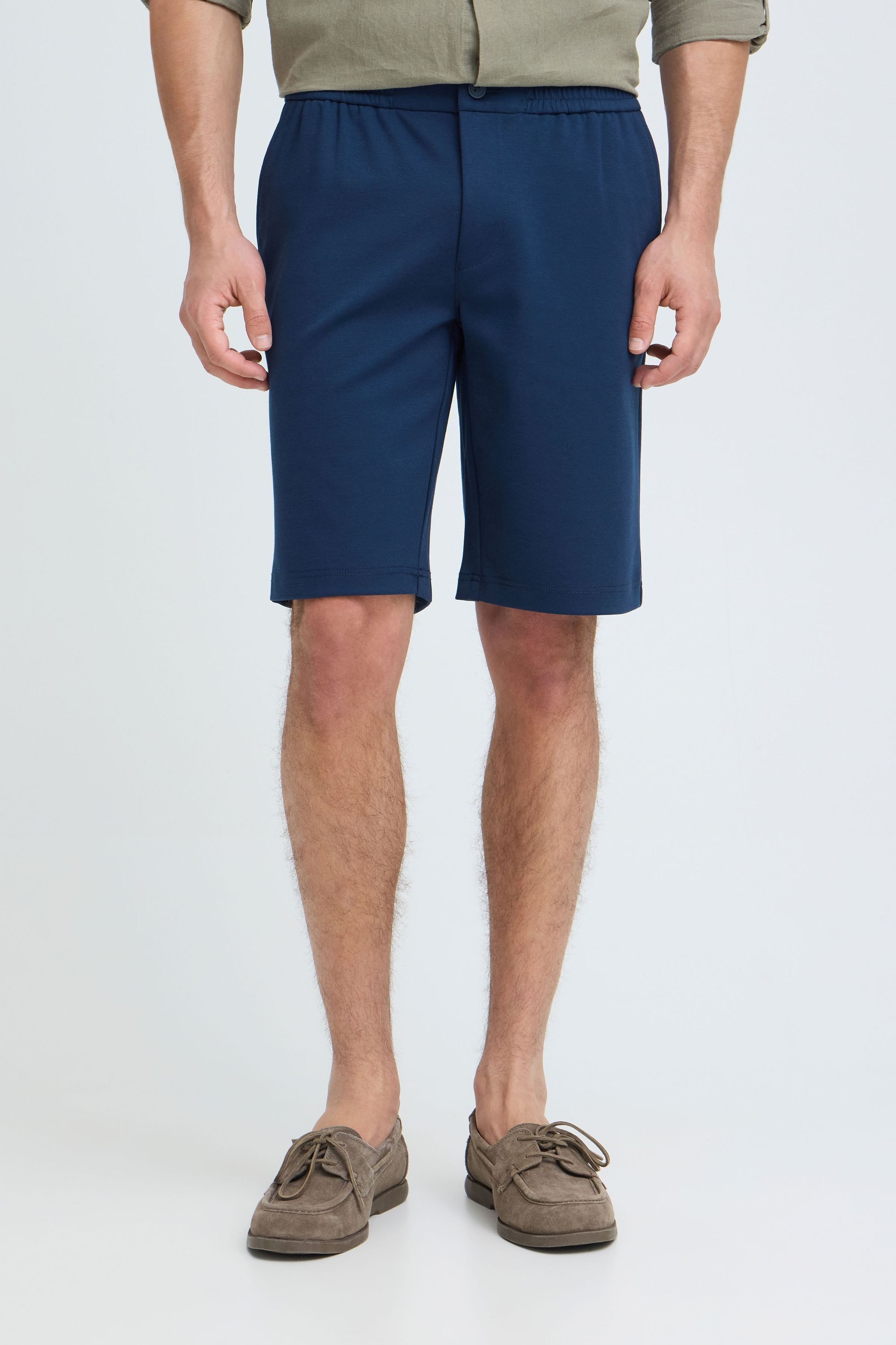 Blend Chinoshorts BHElmer Bequeme Shorts mit teilelastischem Bund und Taschen