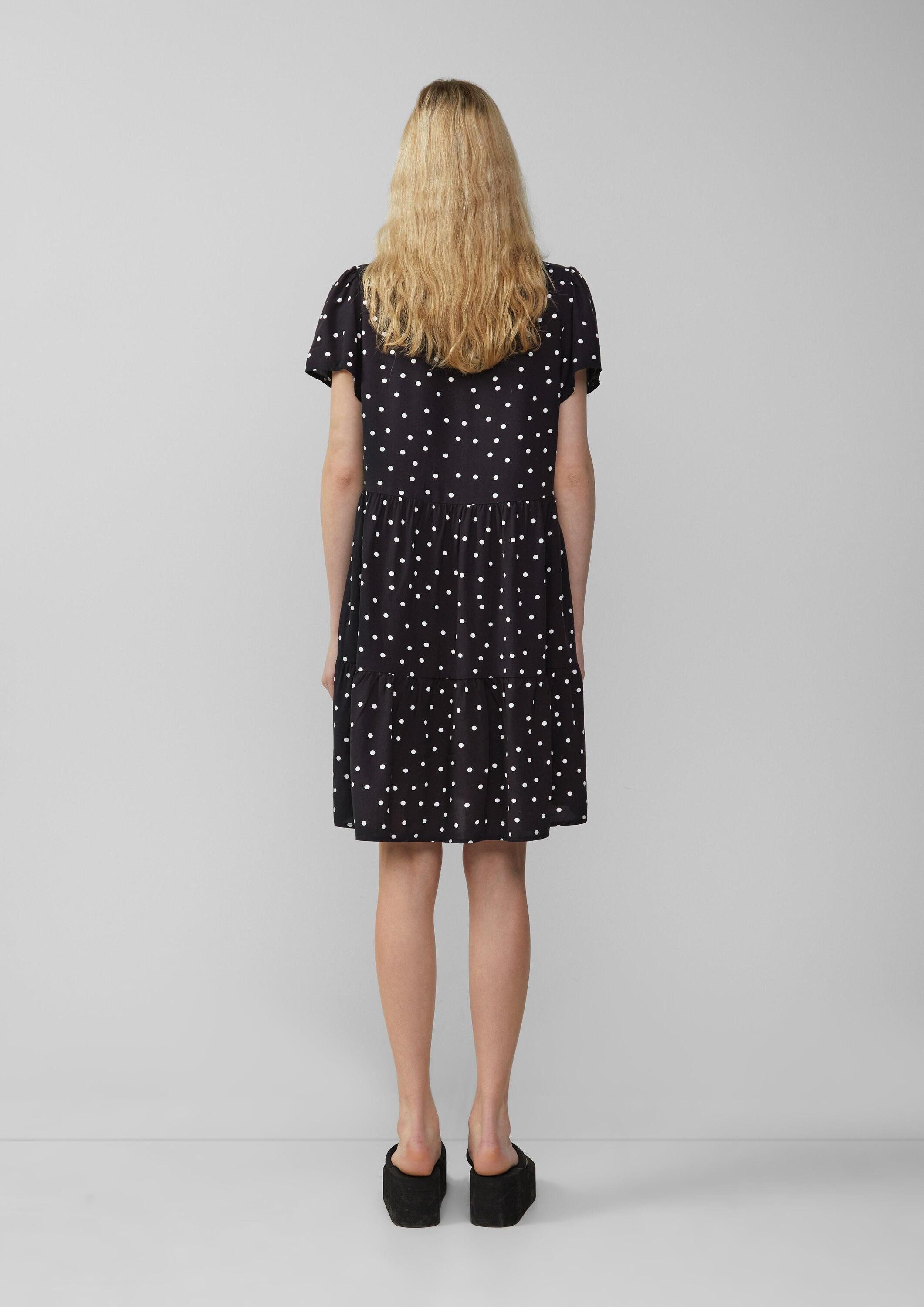 QS Minikleid Kleid Kurzes Viskosekleid mit All-over-Print