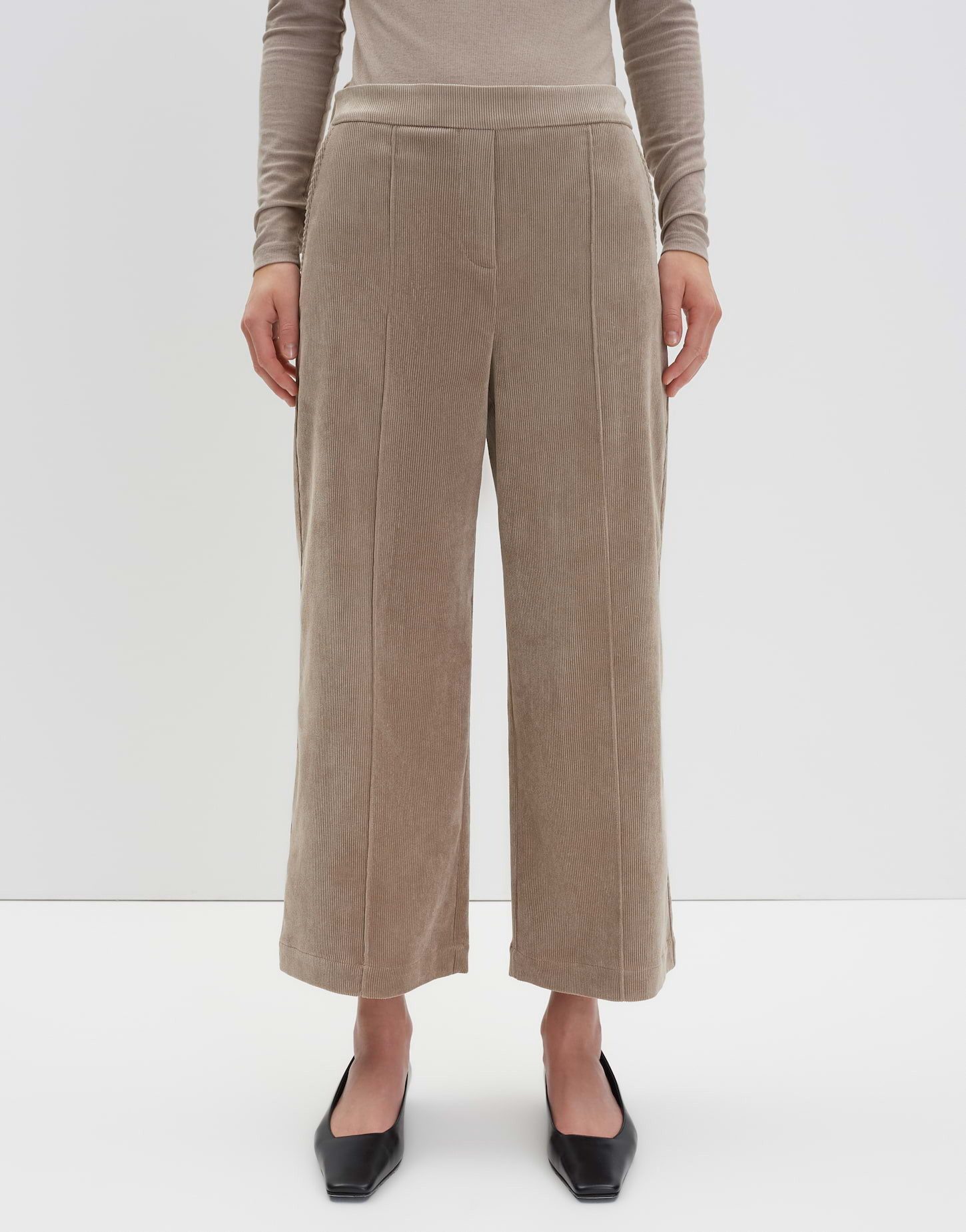 someday Cordhose CURILO CORDUROY aus samtigen Cord High Rise, Cropped, Wide Fit