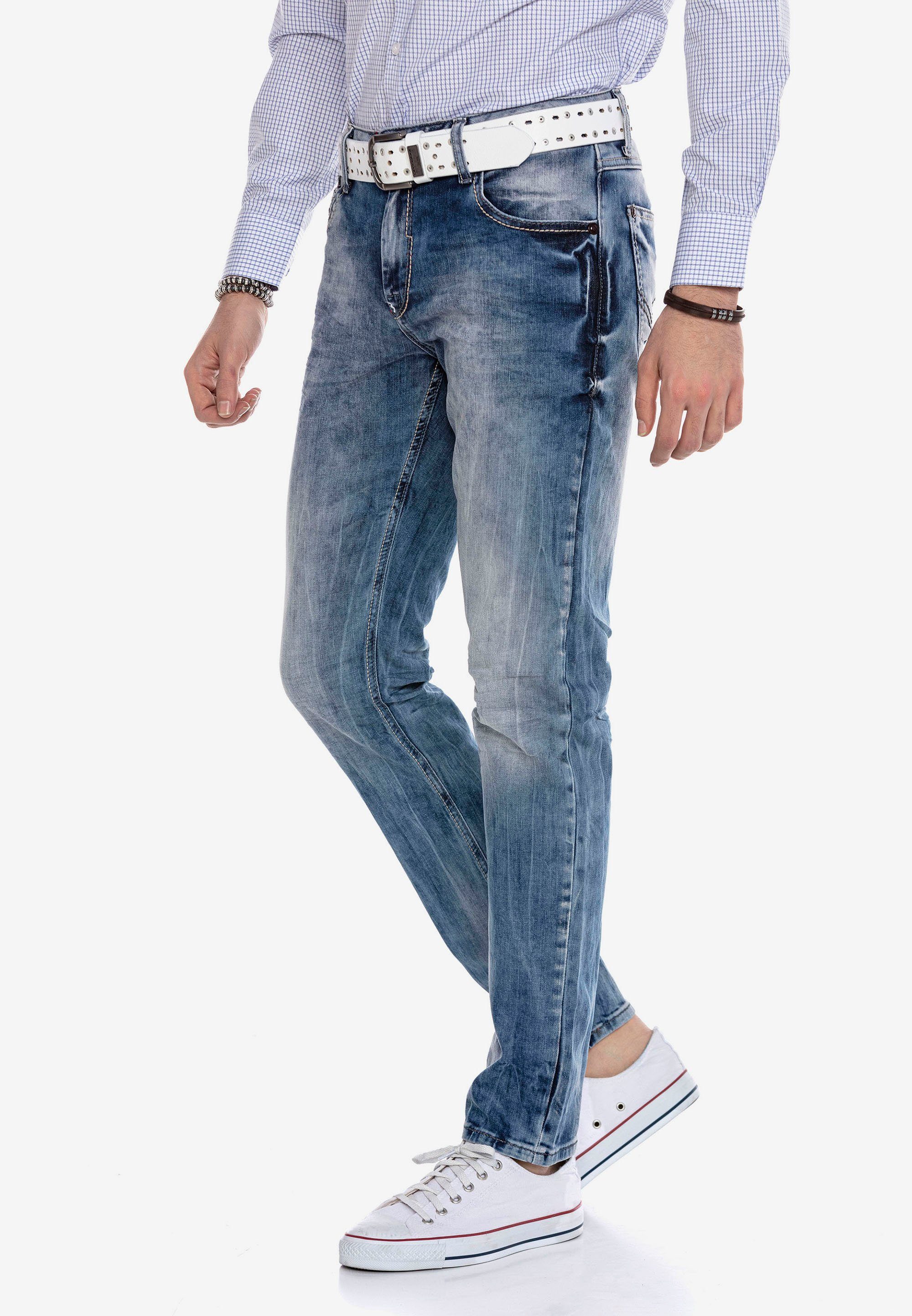 Cipo & Baxx Schnitt Slim-fit-Jeans im Slim-Fit