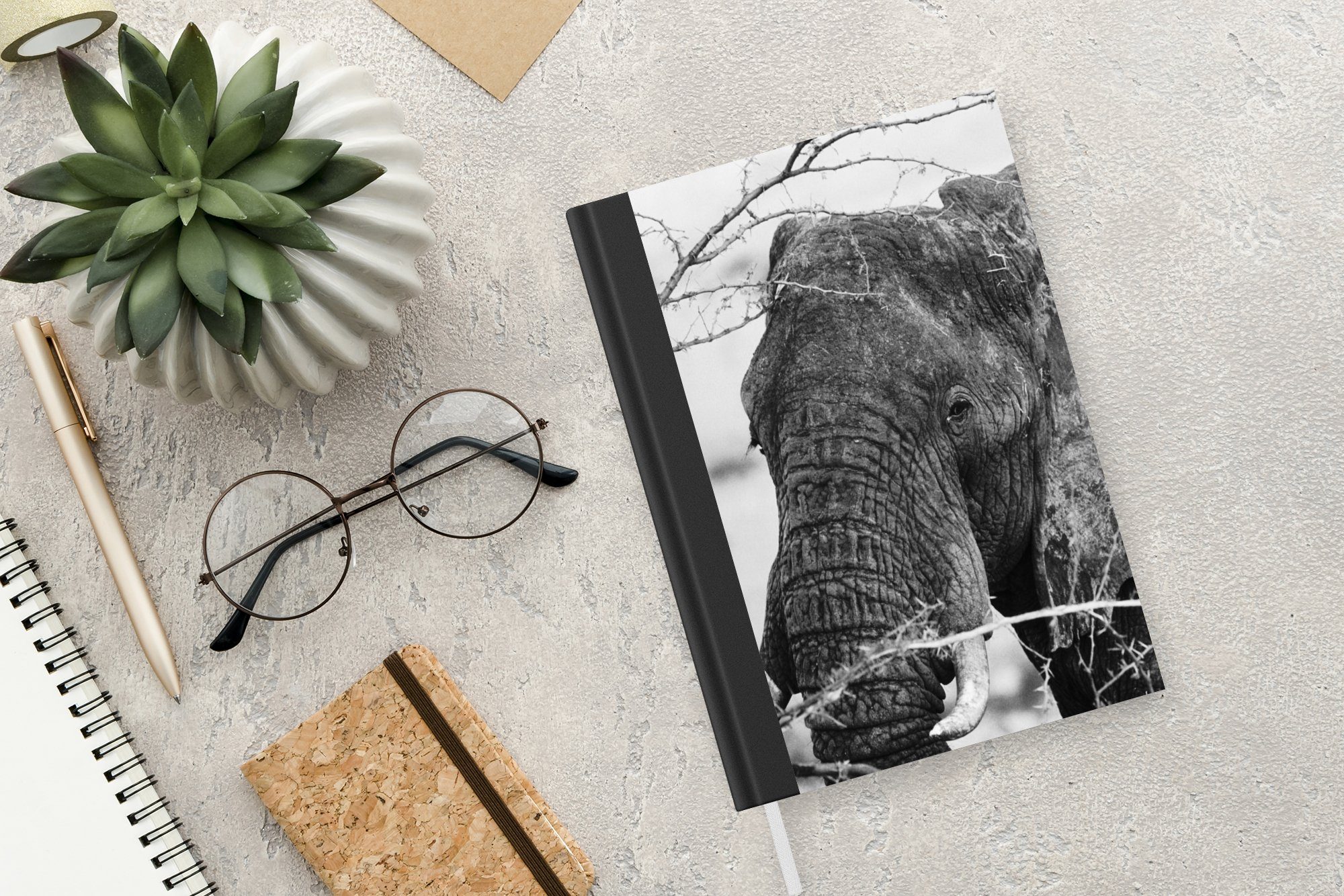 Natur Notizheft, Tiere Journal, - und Merkzettel, Seiten, Tagebuch, MuchoWow Elefant A5, weiß, Schwarz 98 Äste - Haushaltsbuch Notizbuch - -