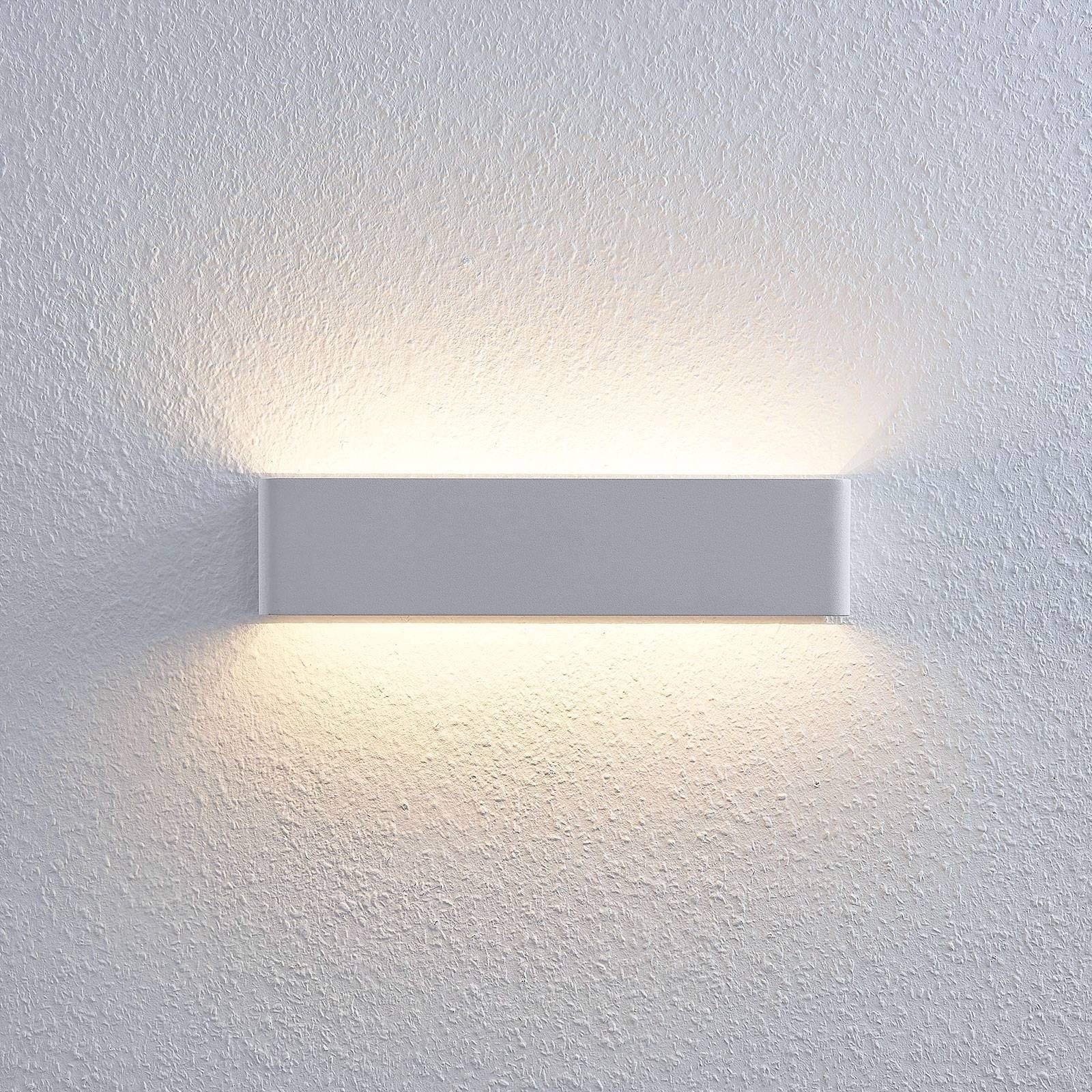 Lindby LED Wandleuchte Lonisa, LED-Leuchtmittel fest verbaut, warmweiß, Modern, Metall, weiß, 1 flammig, inkl. Leuchtmittel, Wandstrahler