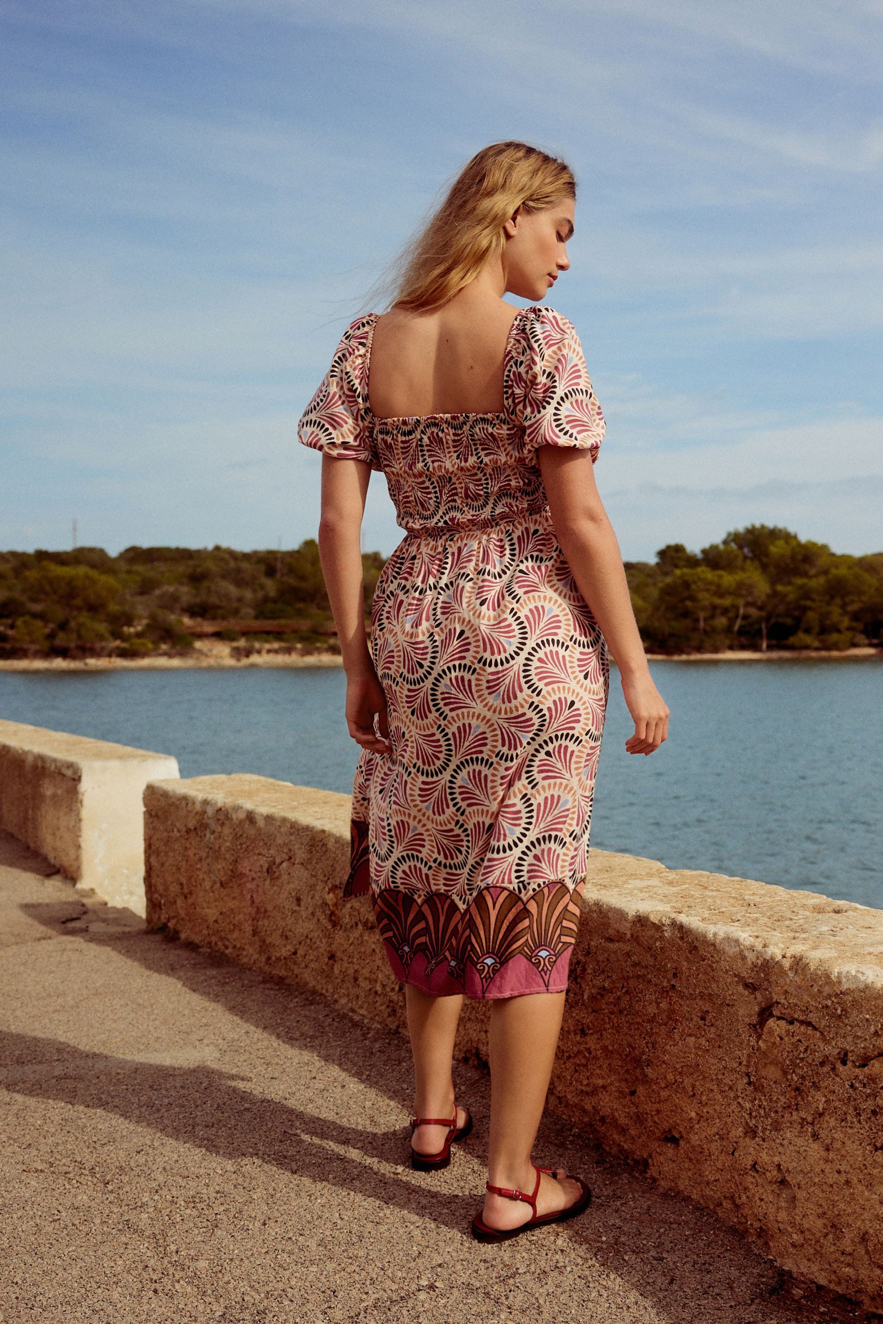 Next Midikleid Schulterfreies Midikleid mit Puffärmeln günstig online kaufen