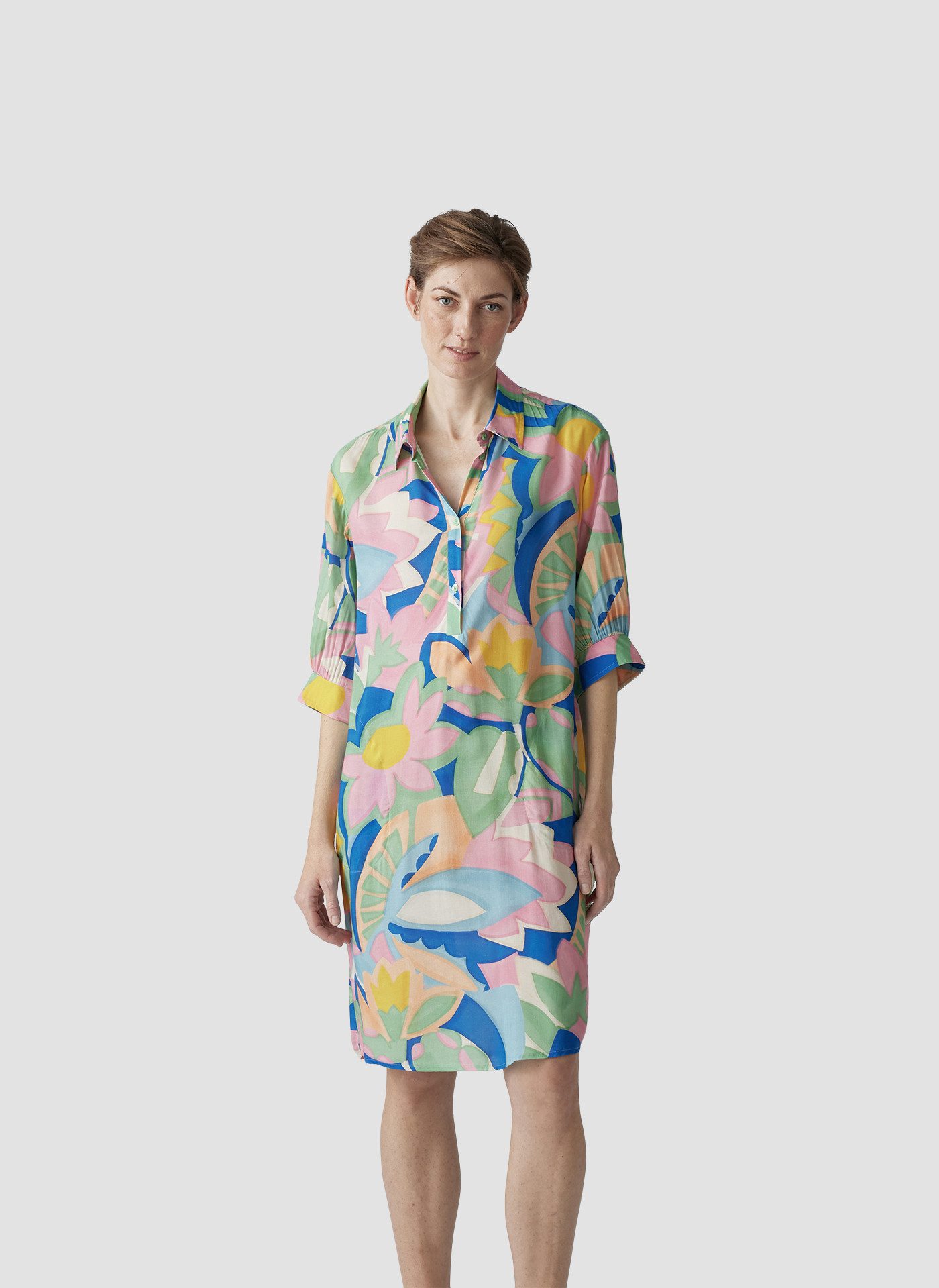 Midikleid LeComte Sommerkleid mit farbenfrohem Muster
