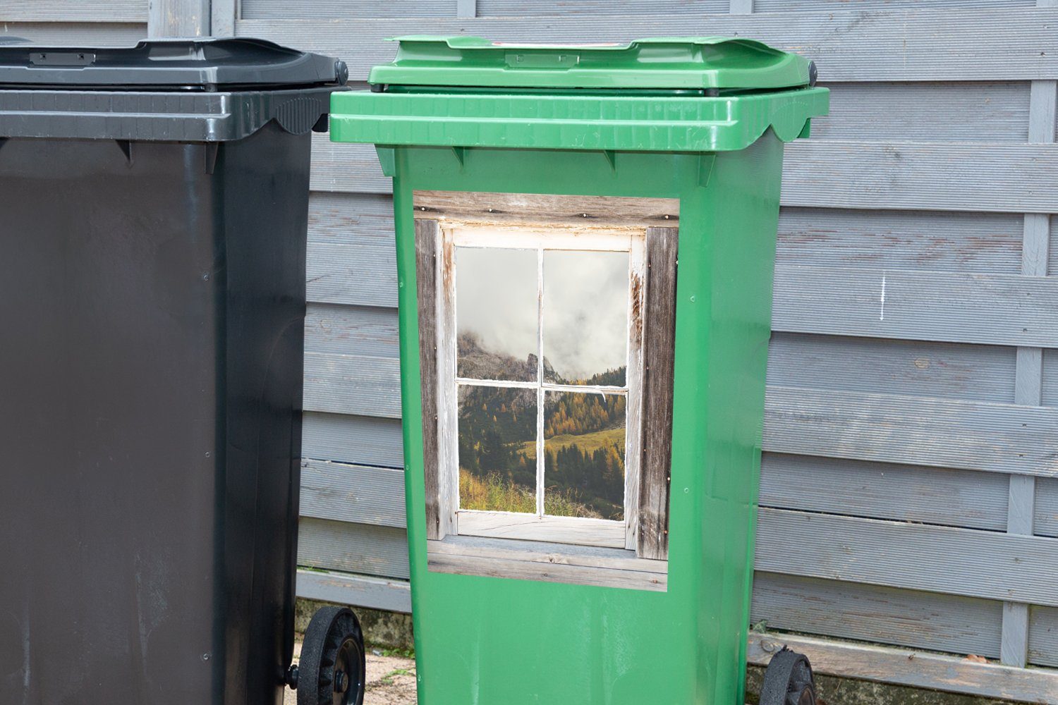MuchoWow Wandsticker Aussicht - St), Container, Sticker, Berg - (1 Mülleimer-aufkleber, Herbst Abfalbehälter Mülltonne
