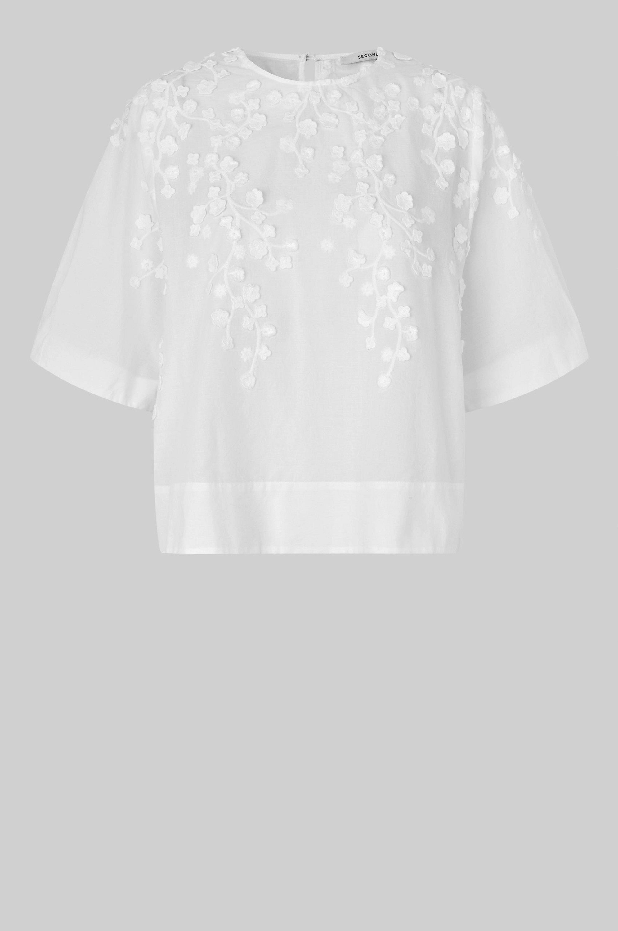 Second Female Blusenshirt