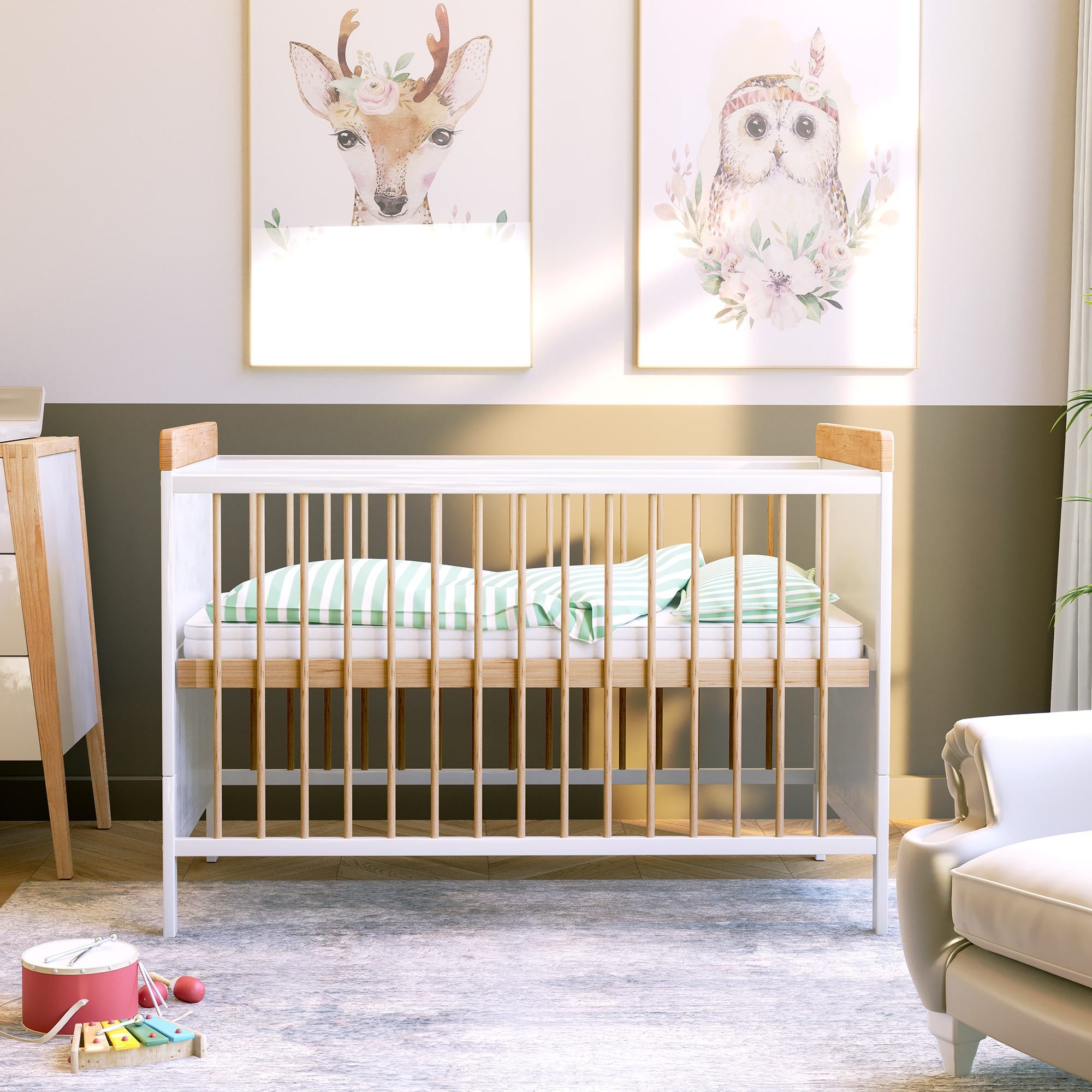 Baby-Delux Babybett Ella weiß natur, Kinderbett 60x120 cm höhenverstellbar, Kiefer mit Matratze