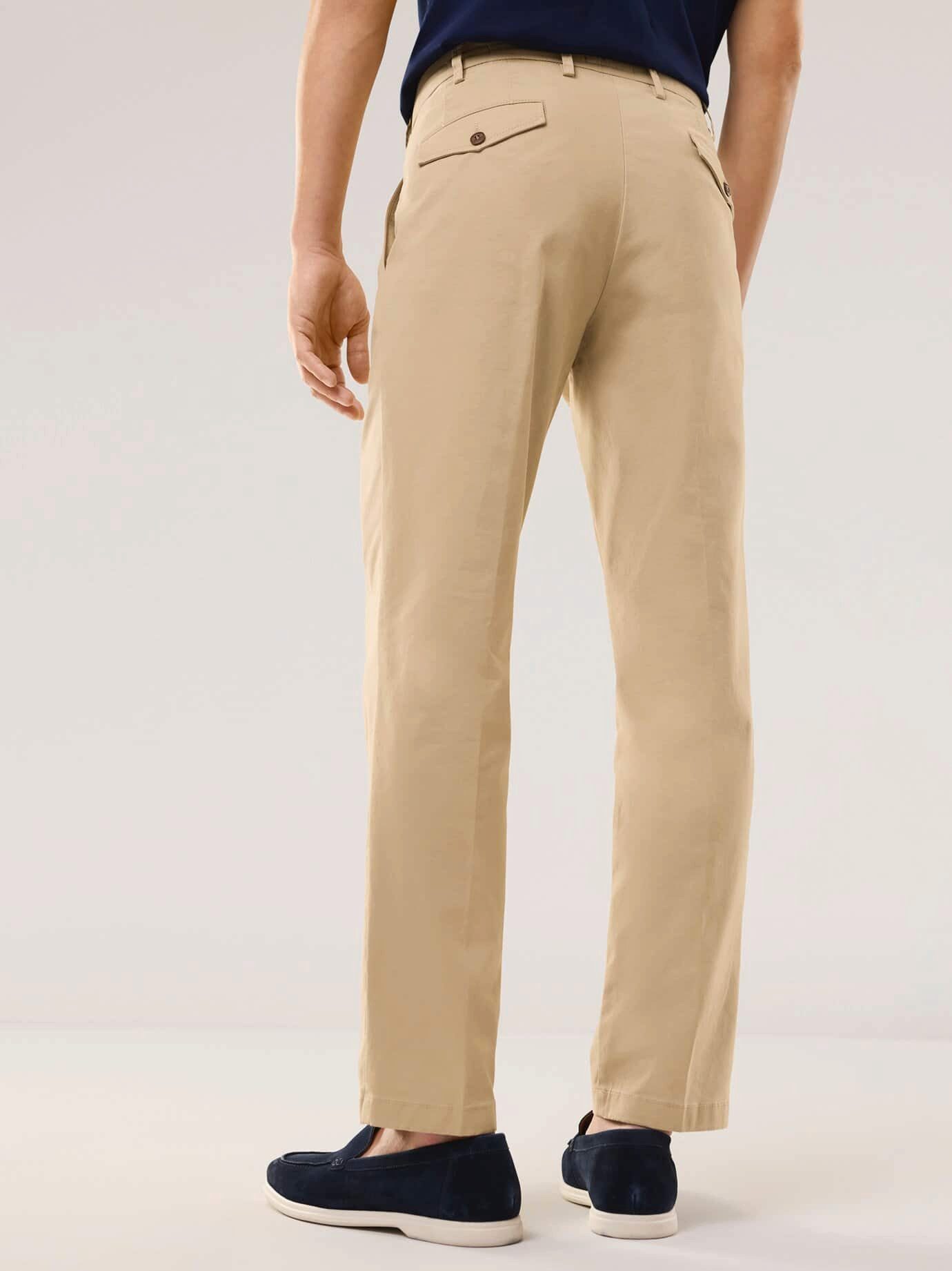 Walbusch Chinohose Herren Feintwill Bundfalten Chino Regular Fit pflegeleicht Baumwollhose mit Flex-Bund, besonders weich, Hemdenstopper – Bild 3 von 4