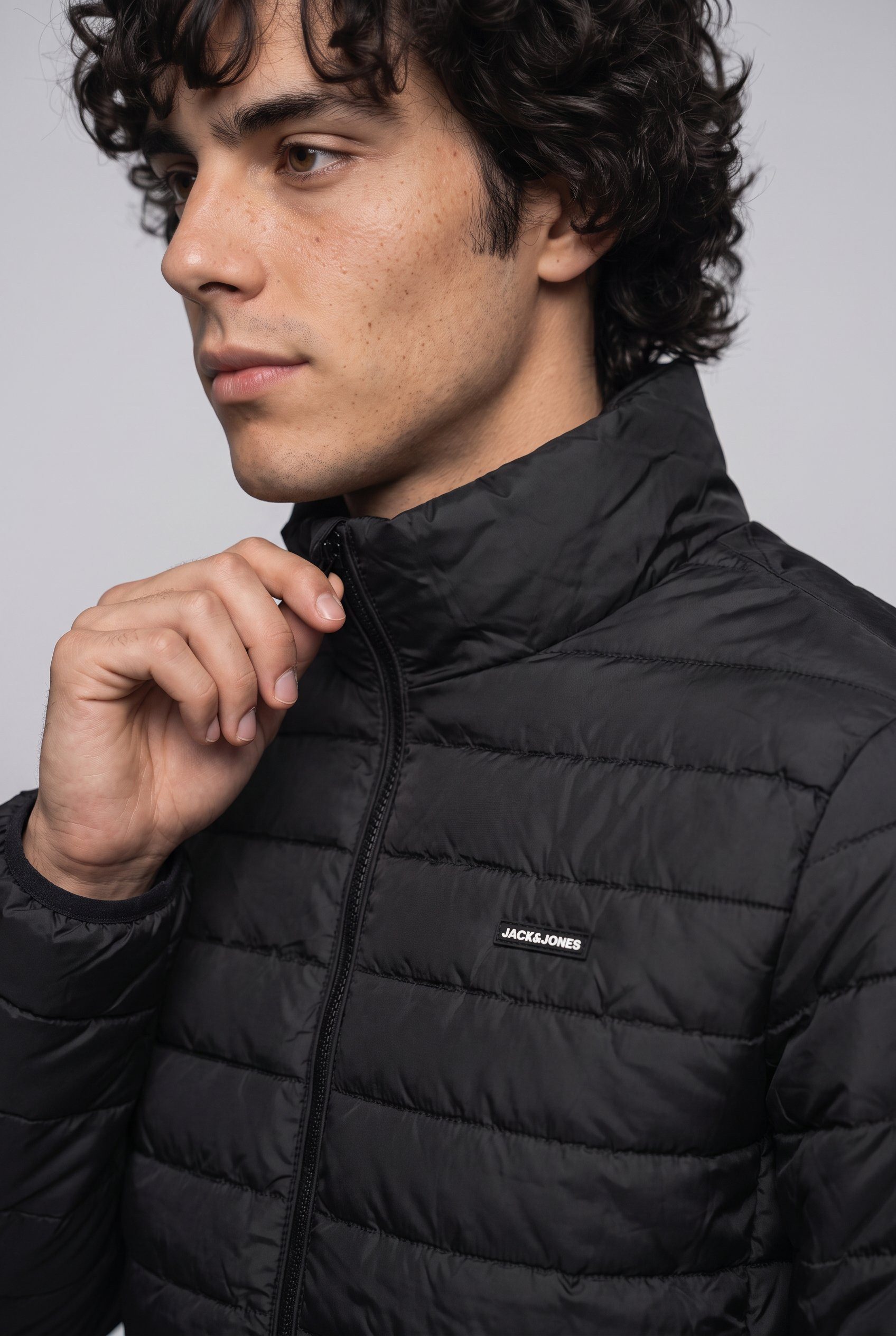 Jack & Jones Steppjacke JJELVIS LIGHT PUFFER COLLAR Kunstfaser, regular fit