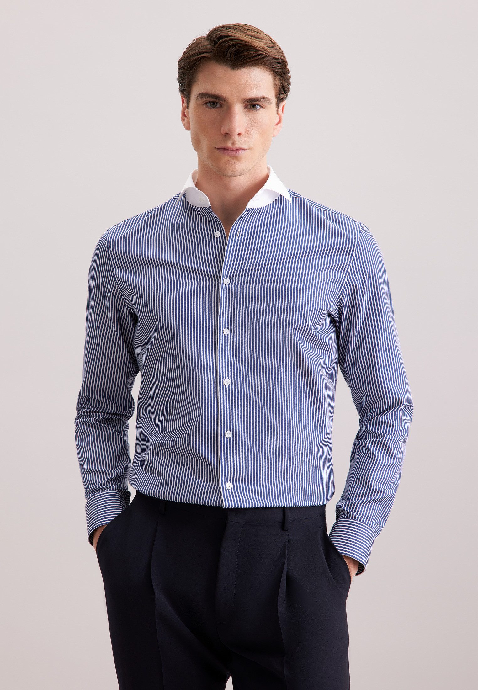 seidensticker Businesshemd Schwarze Rose Slim 1/1 Haifischkragen Gestreift günstig online kaufen