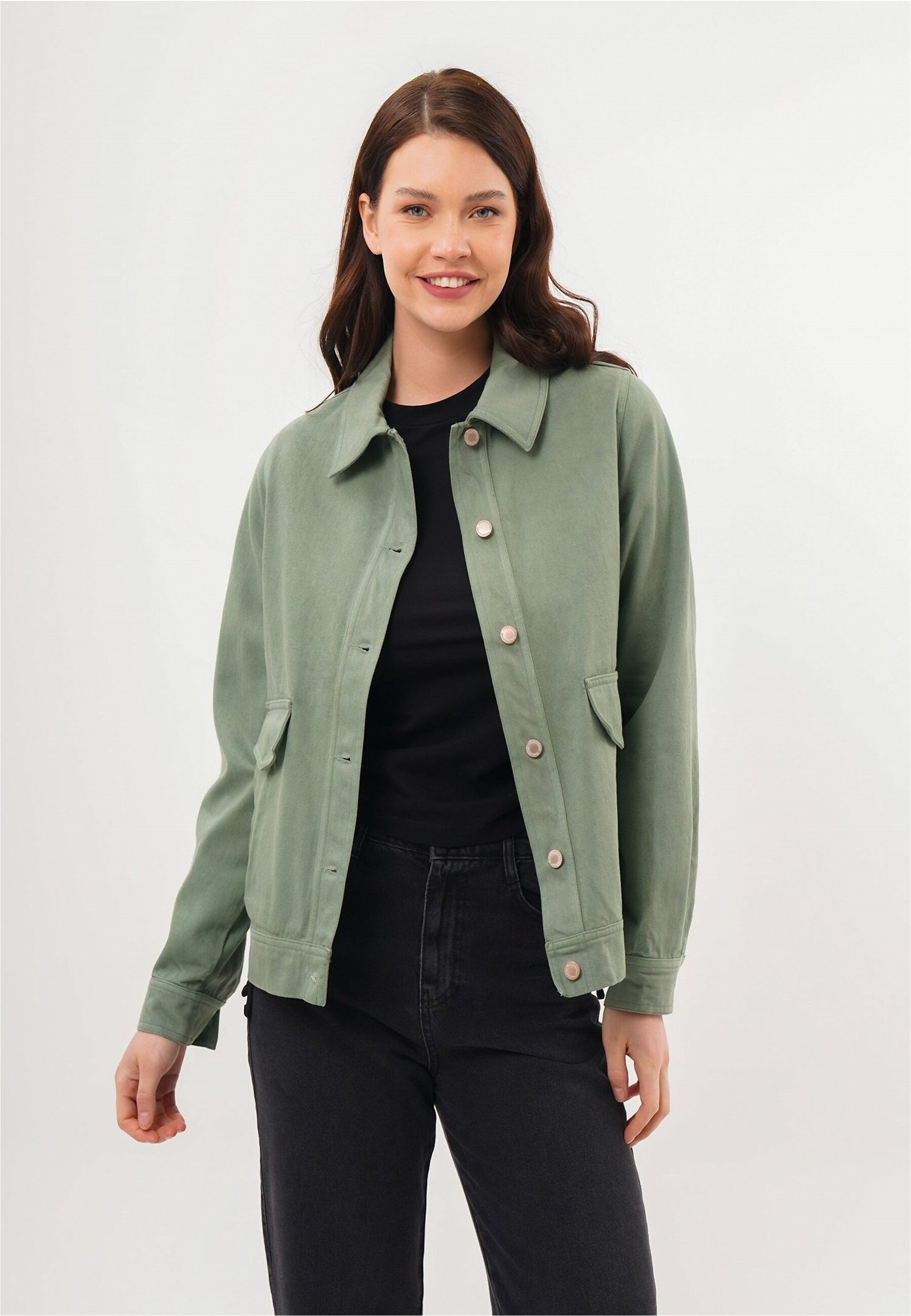 freshlions Outdoorjacke Kalia (1-St) im klassischen Design