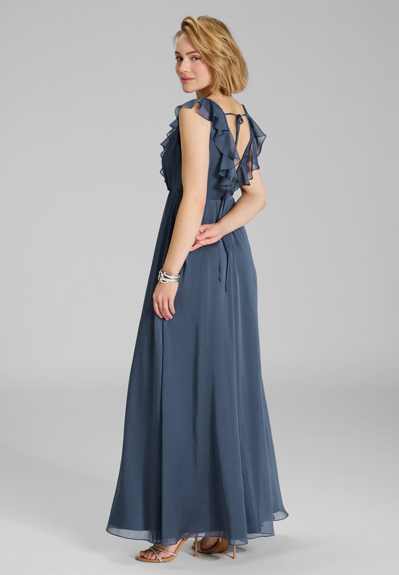 SWING Abendkleid Taillierter Schnitt mit fließendem Rockteil günstig online kaufen