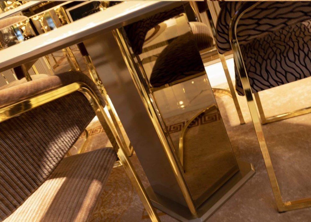 JVmoebel Esstisch Eleganter Esstisch aus Metall in Gold für das Esszimmer, günstig online kaufen
