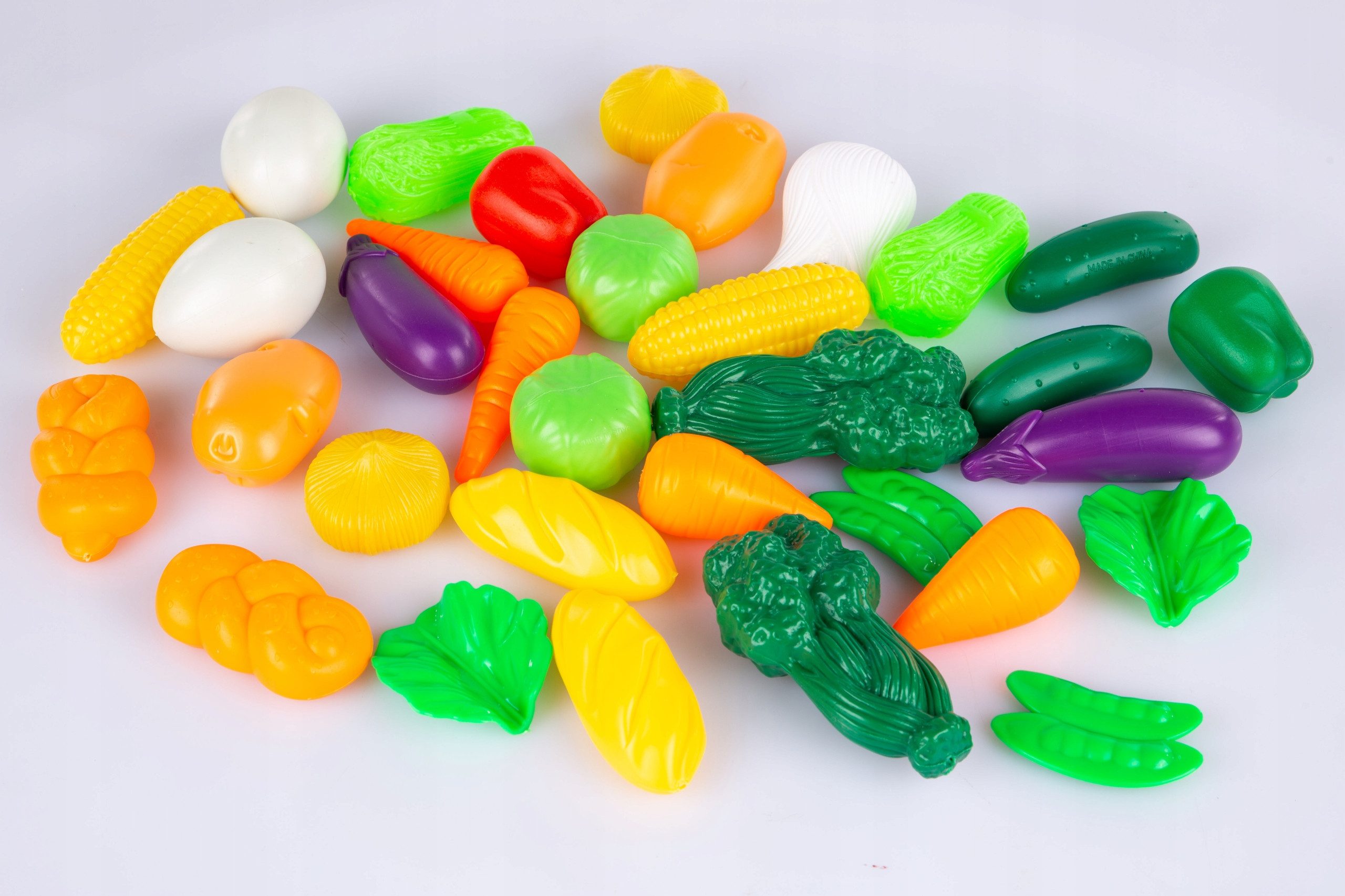 kinderplay Spiellebensmittel Spiellebensmittel Set – 120-teilig – für Kinderküche – Lernspielzeug, (Set, Plastik Obst und Gemüse Spielset 120-teilig)