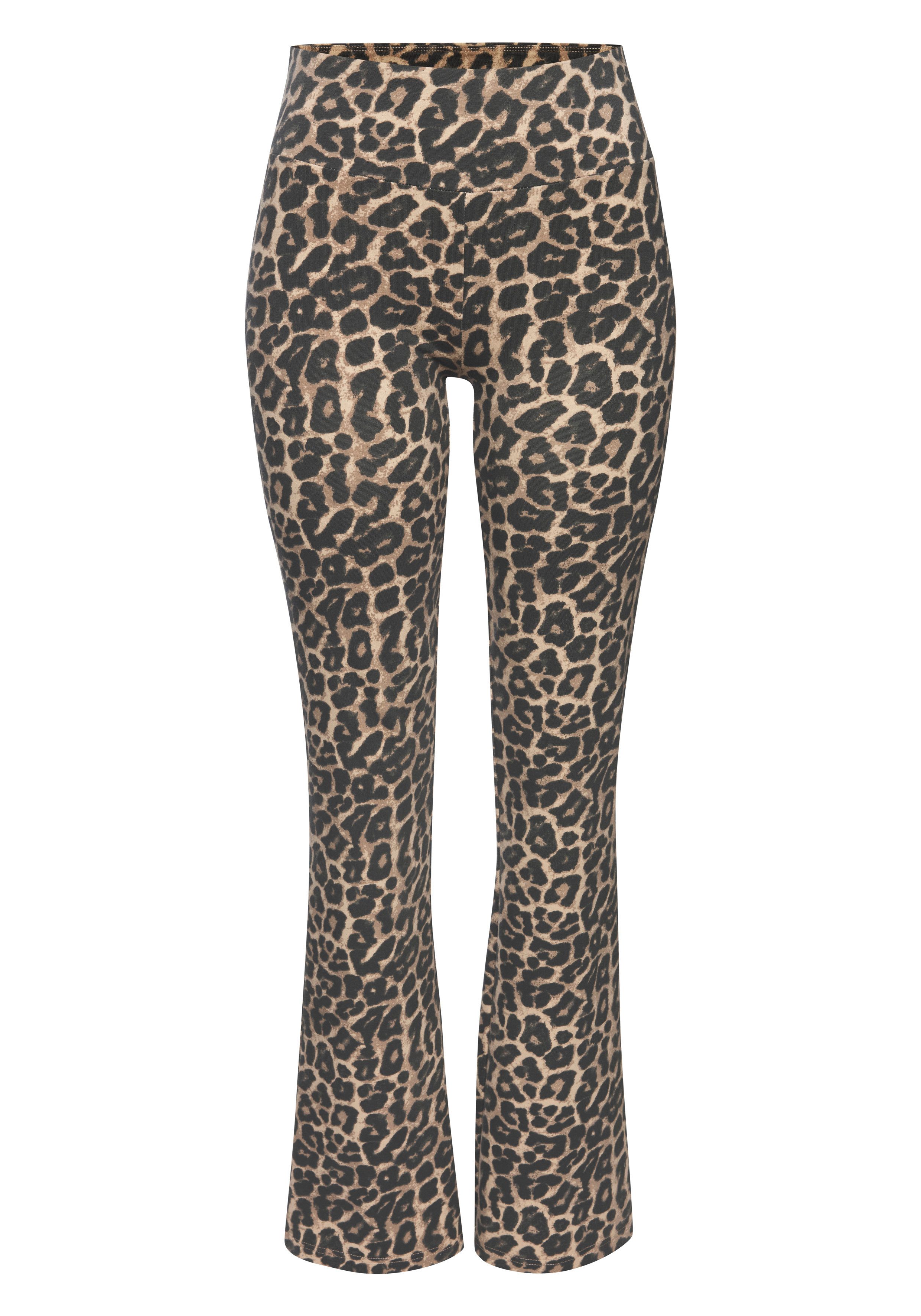 Buffalo Leggings in Leo Print mit ausgestellten Beinen, Home-und Loungewear – Bild 2 von 5