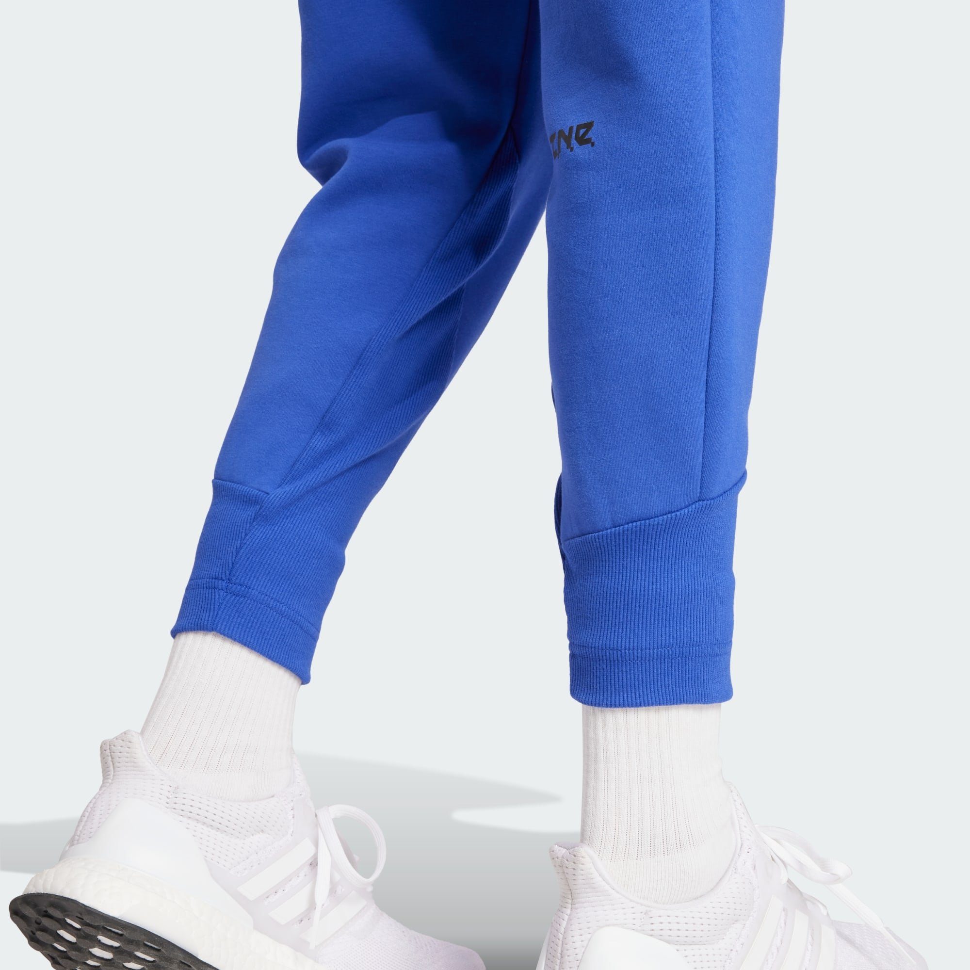 Sportswear Z.N.E. Jogginghose Semi adidas Lucid Blue HOSE