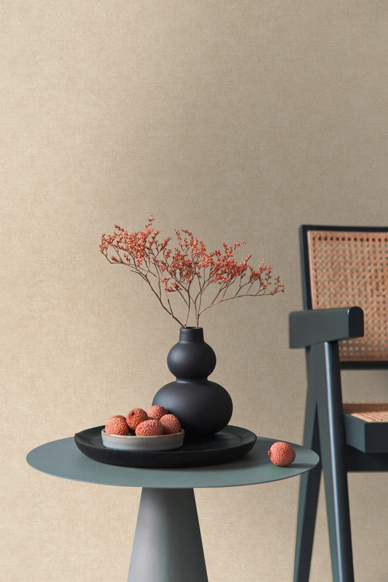 living walls Vliestapete Smart Surfaces einfarbige Tapete Unitapete Struktur-Optik Landhaus, strukturiert, matt, (1 St), Vliestapete Textil-Optik für Schlafzimmer Küche Wohnzimmer Uni Design