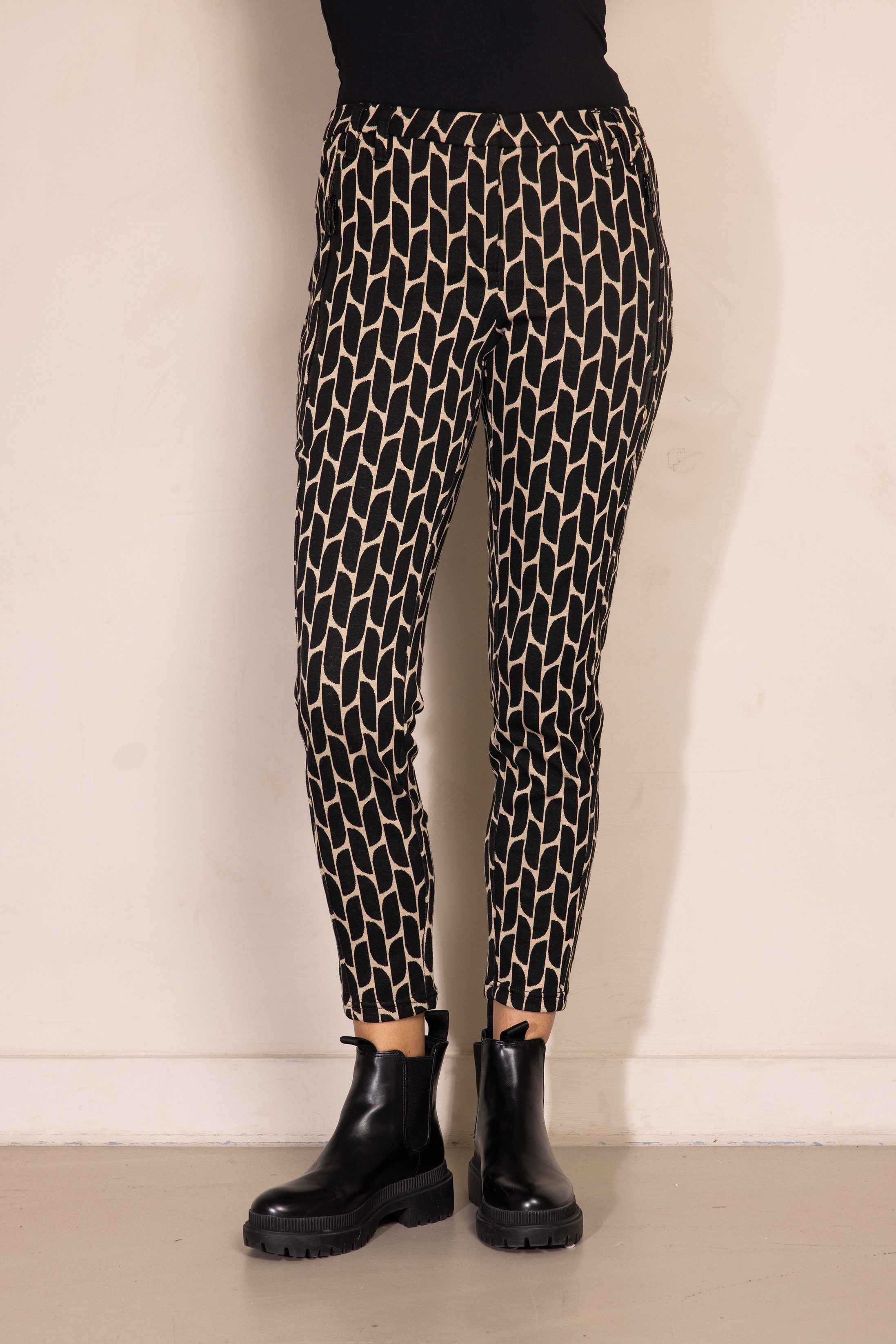 Zhrill 7/8-Hose ZHCHIARA Grafisches Allover-Muster, Slim günstig online kaufen